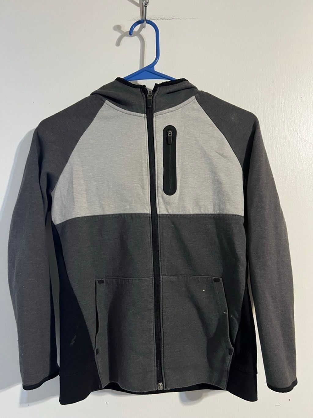 Old Navy Boys Old Navy Active Hoodie L Gray Black Full Zip Size US L / EU 52-54 / 3 - 1 Thumbnail