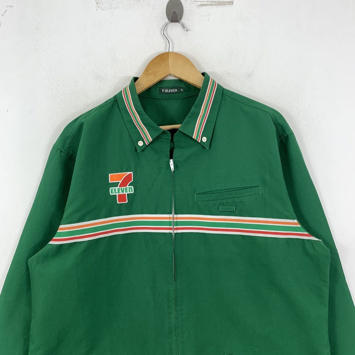 Vintage Vintage 7 ELEVEN 7E Convenience Stripes Zipper Light Jacket Size US L / EU 52-54 / 3 - 3 Thumbnail