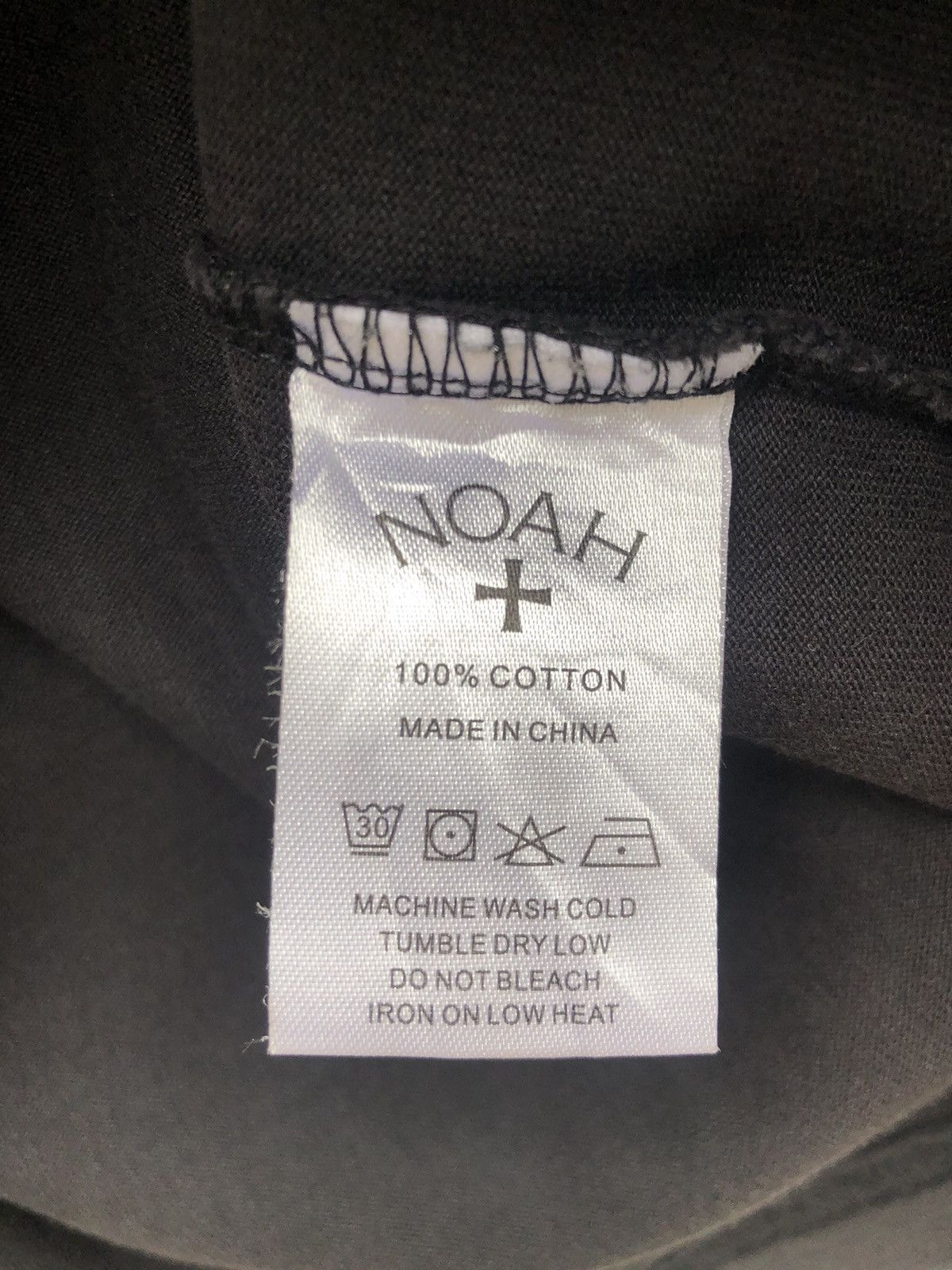 Noah Noah NYC "Gone Fishing" Logo Tshirt Size US M / EU 48-50 / 2 - 5 Thumbnail
