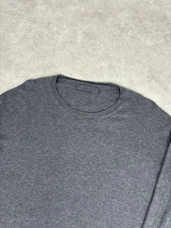 Prada SS2010 Prada Grey Cotton Cashmere Red Logo Patch Sweater Size US L / EU 52-54 / 3 - 4 Thumbnail