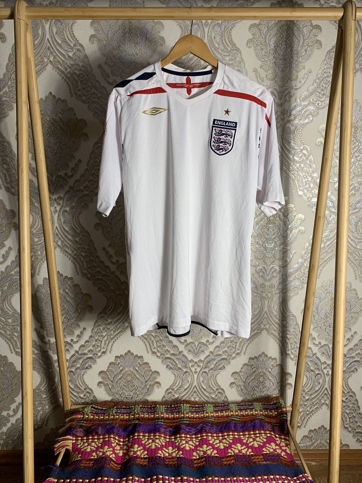 Pre-owned Soccer Jersey X Umbro Vintage Umbro England Soccer Jersey Y2k Football 90's In White