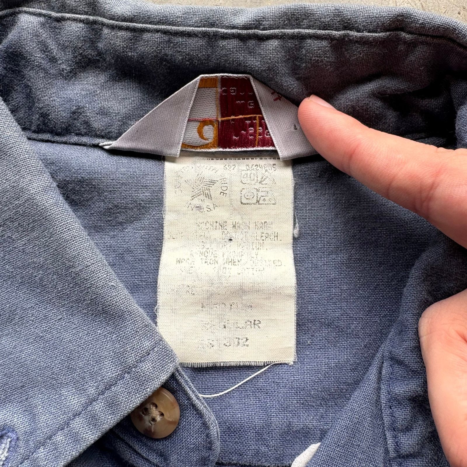 Carhartt Vintage faded Carhartt Work Shirt Size US XL / EU 56 / 4 - 4 Thumbnail