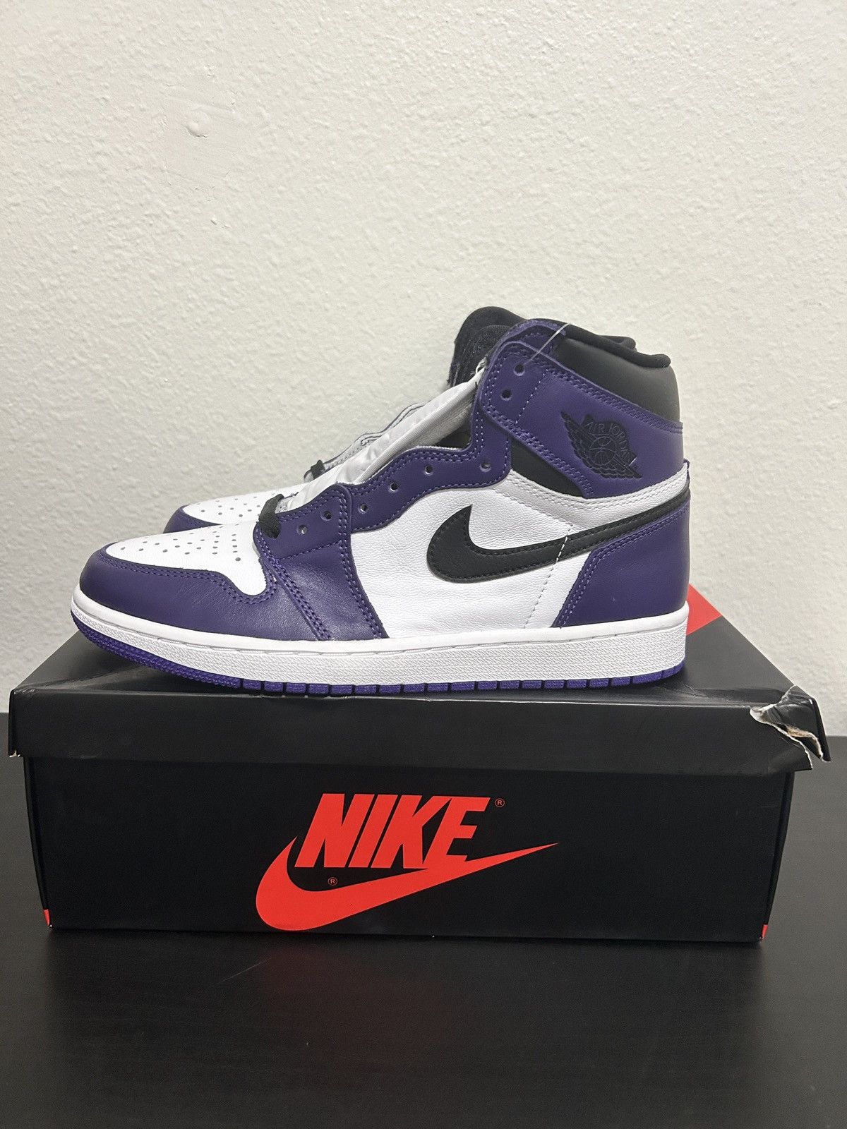 Jordan Brand Jordan 1 High Court Purple 🍇 Size US 8.5 / EU 41-42 - 1 Thumbnail