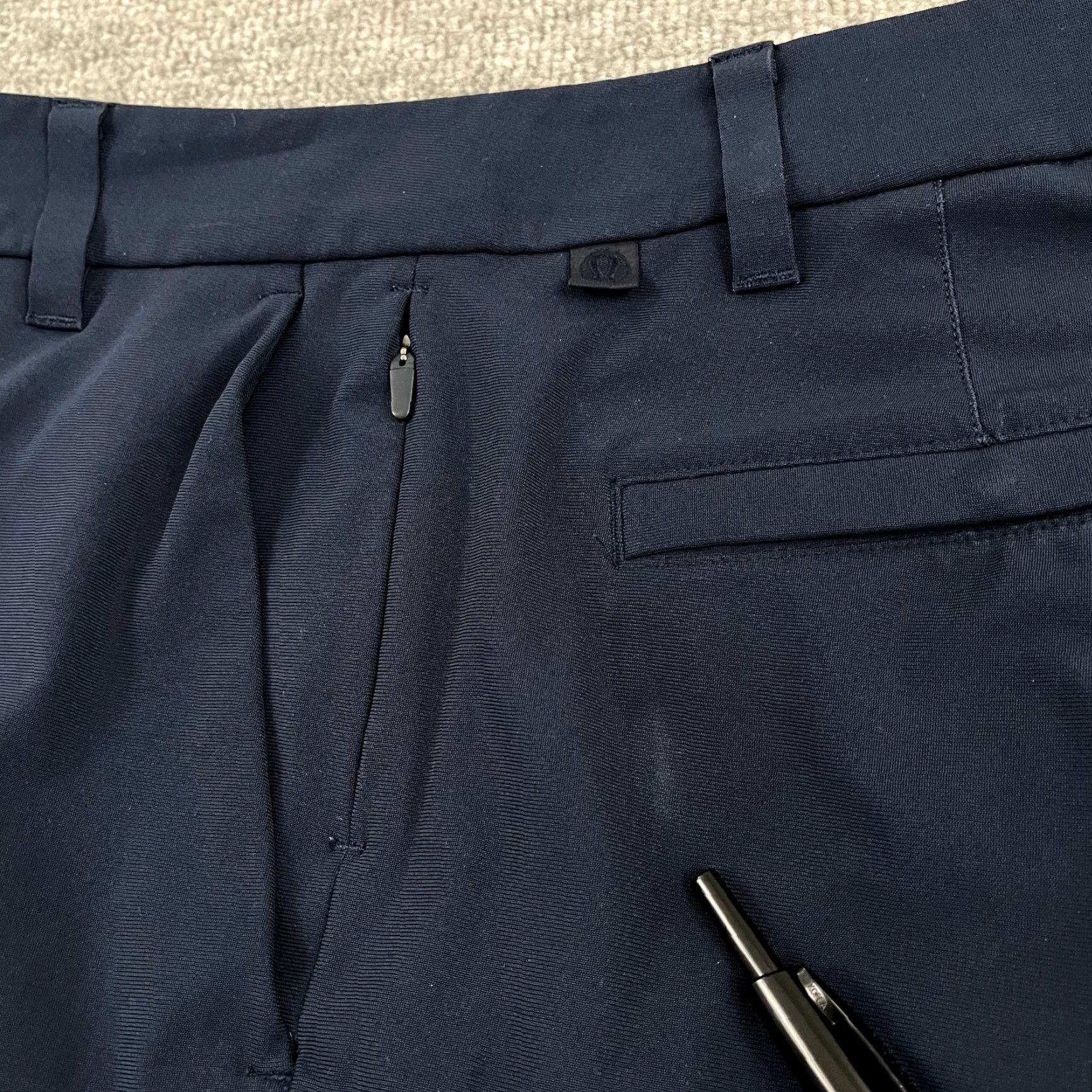 Lululemon LULULEMON Pants Mens 32x32 Navy Blue Commission Classic Golf Travel Performance Shirt? Size US 32 / EU 48 - 7 Thumbnail