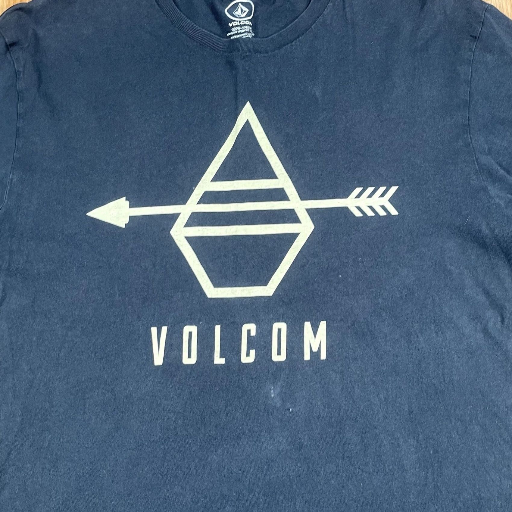 Volcom Volcom T-Shirt Adults L Black Modern Fit Short Sleeve Crew Neck Size US L / EU 52-54 / 3 - 2 Thumbnail