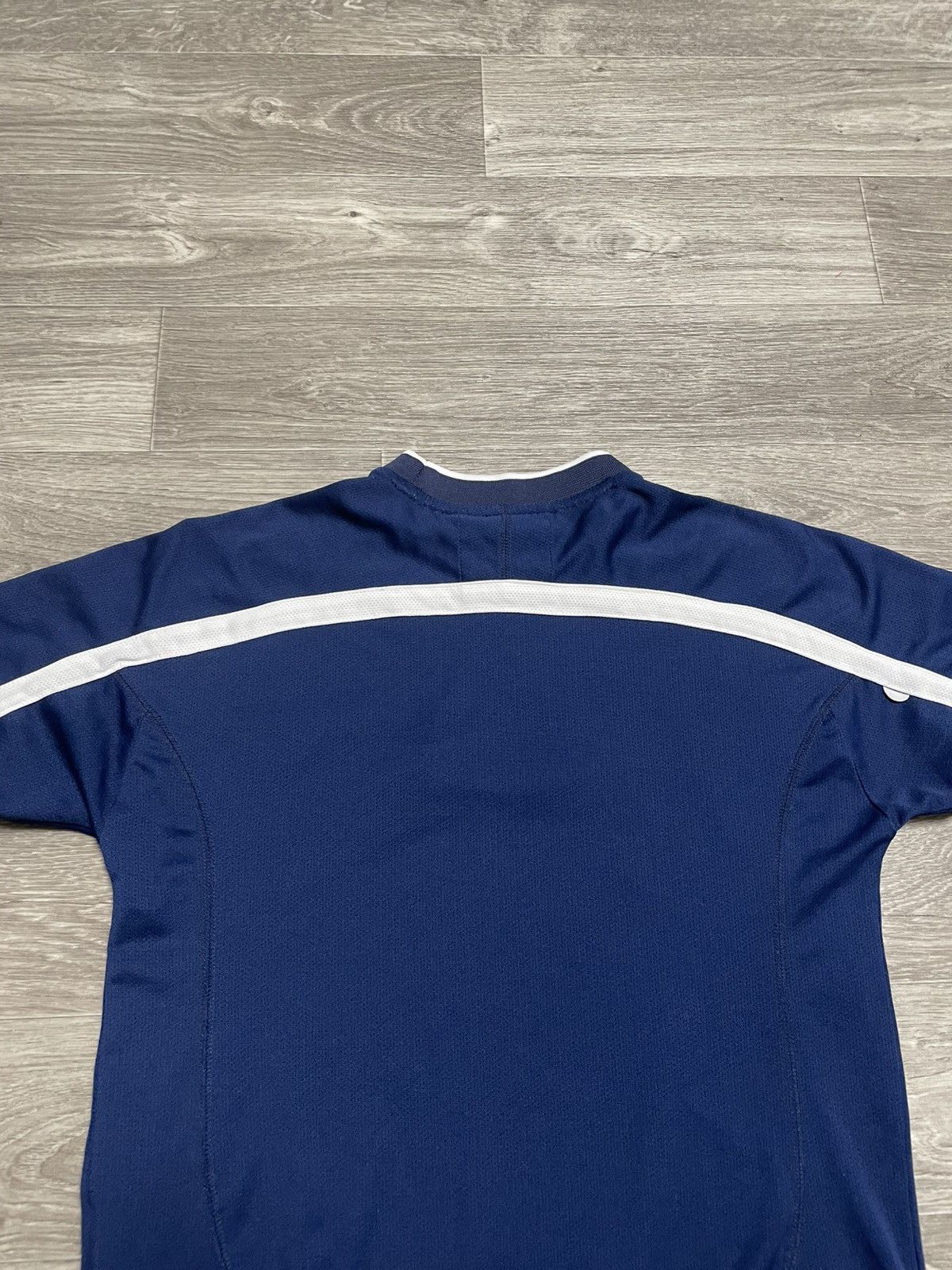 Umbro Vintage 90s Umbro Pro Training Retro Football Soccer Jersey Size US S / EU 44-46 / 1 - 14 Thumbnail
