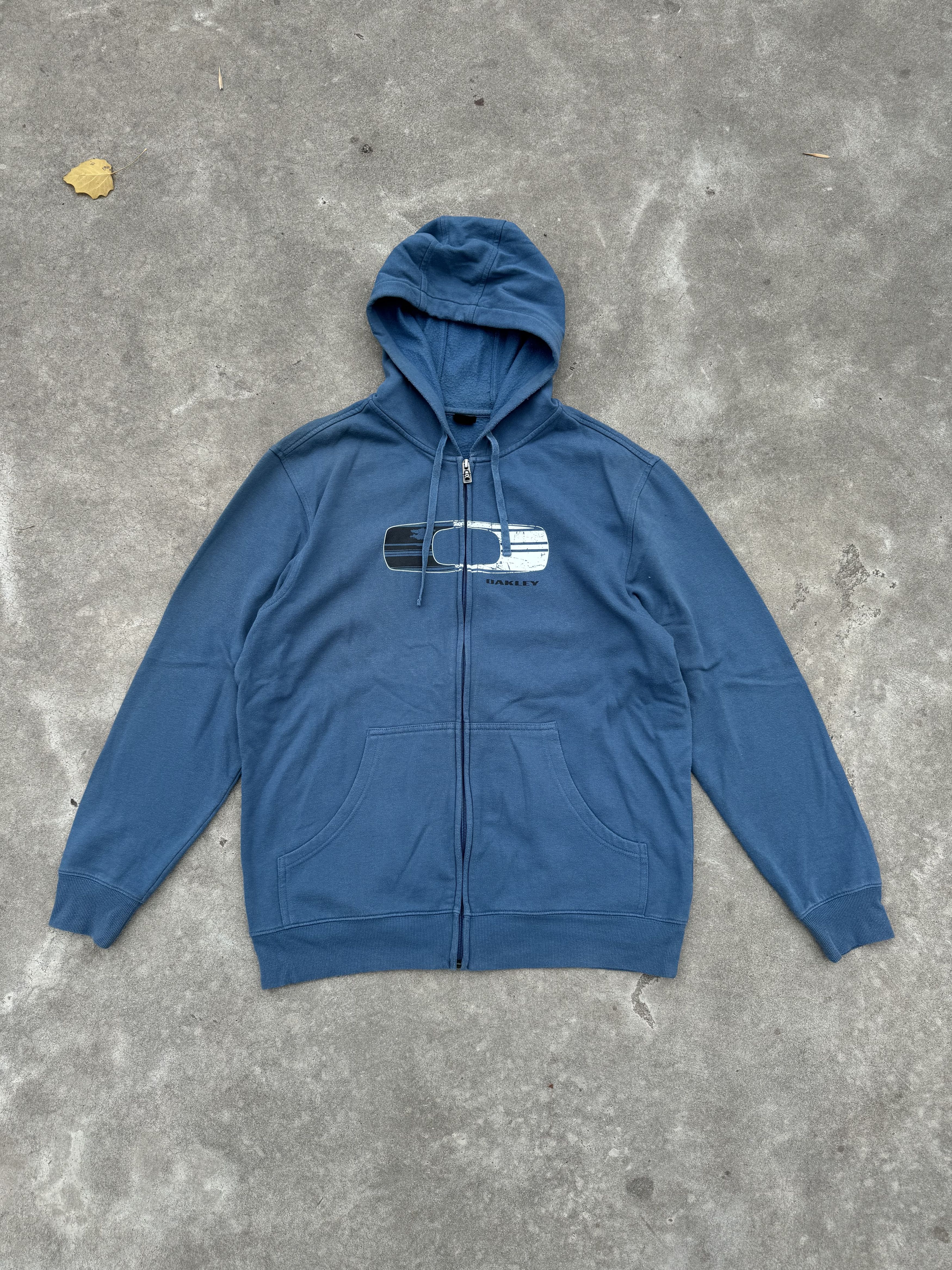 Oakley Early 2000s Oakley zipup | Grailed