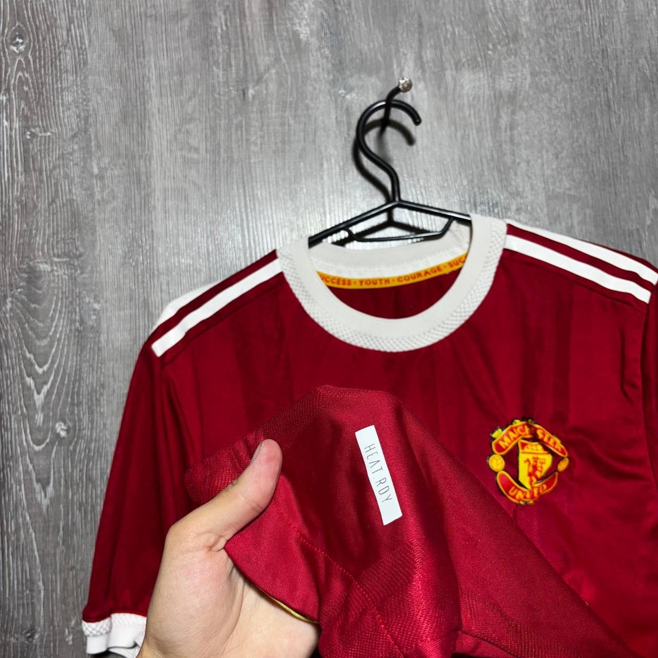 Adidas Adidas Manchester United Legend “Ronaldo #7” Home Jersey Size US M / EU 48-50 / 2 - 7 Thumbnail