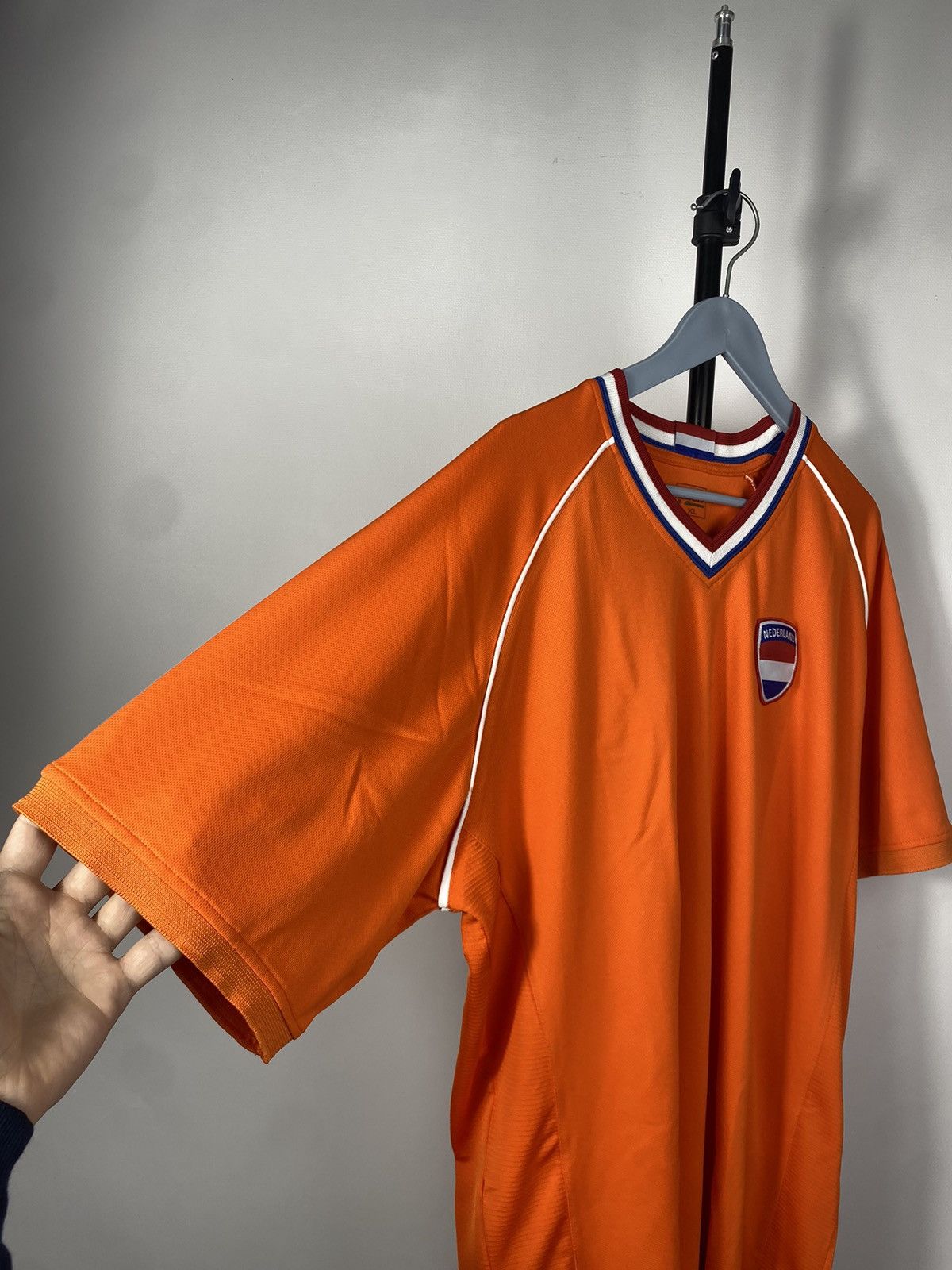 Nike × Vintage Vintage 00s Nederland Logo Home Football T Shirt Size US XL / EU 56 / 4 - 2 Thumbnail