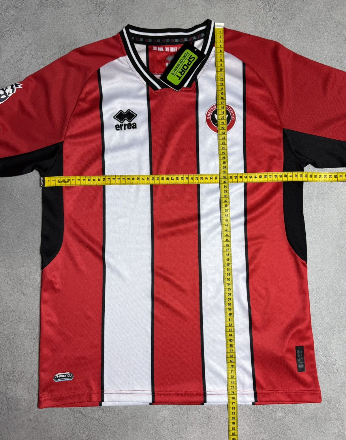 Errea Sheffield United 2023 2024 Home Shirt Soccer Jersey Errea Size US L / EU 52-54 / 3 - 15 Thumbnail