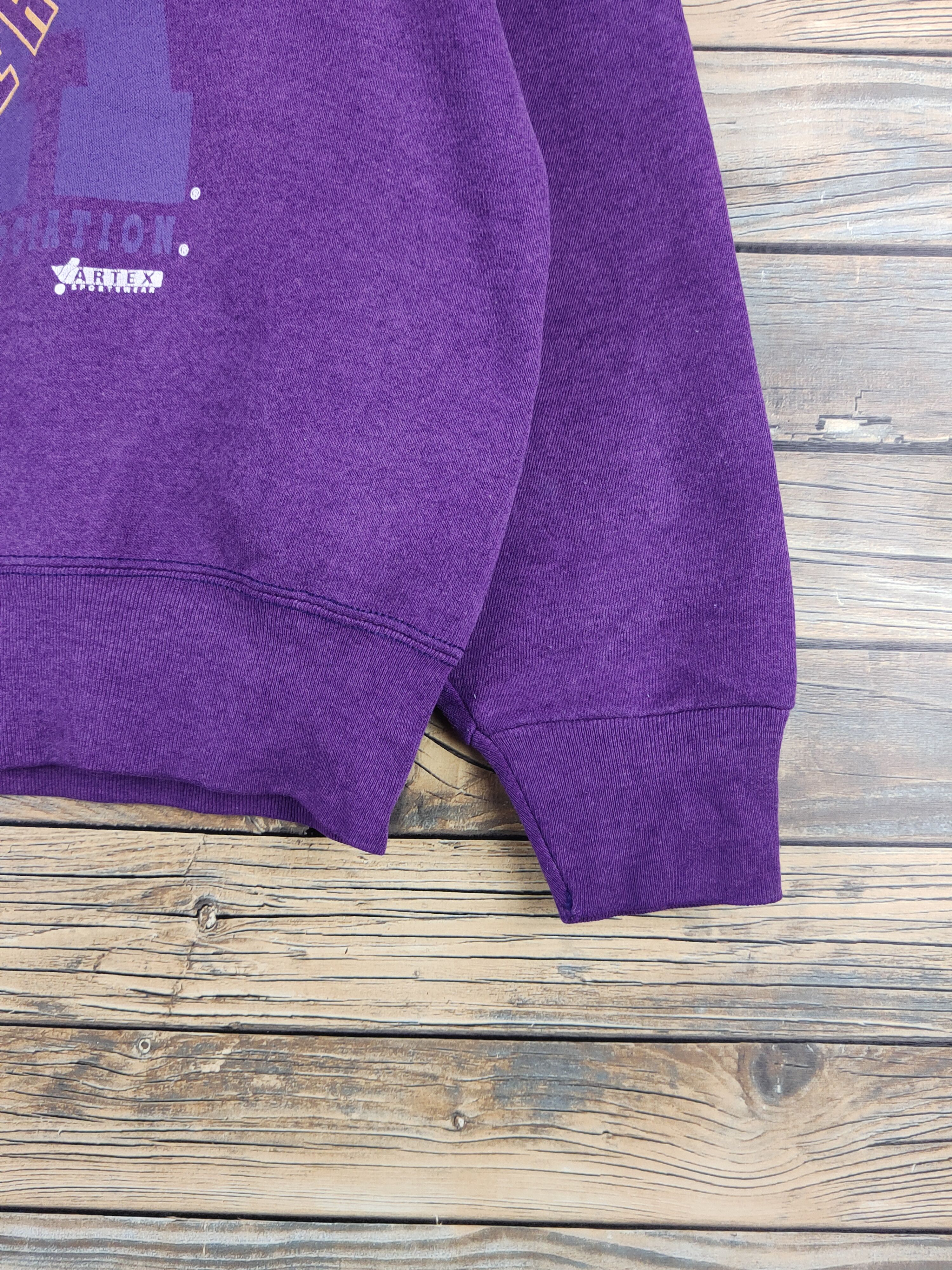 NBA DL Lakers NBA vintage Purple Sweatshirts #46-159 Size US L / EU 52-54 / 3 - 7 Thumbnail