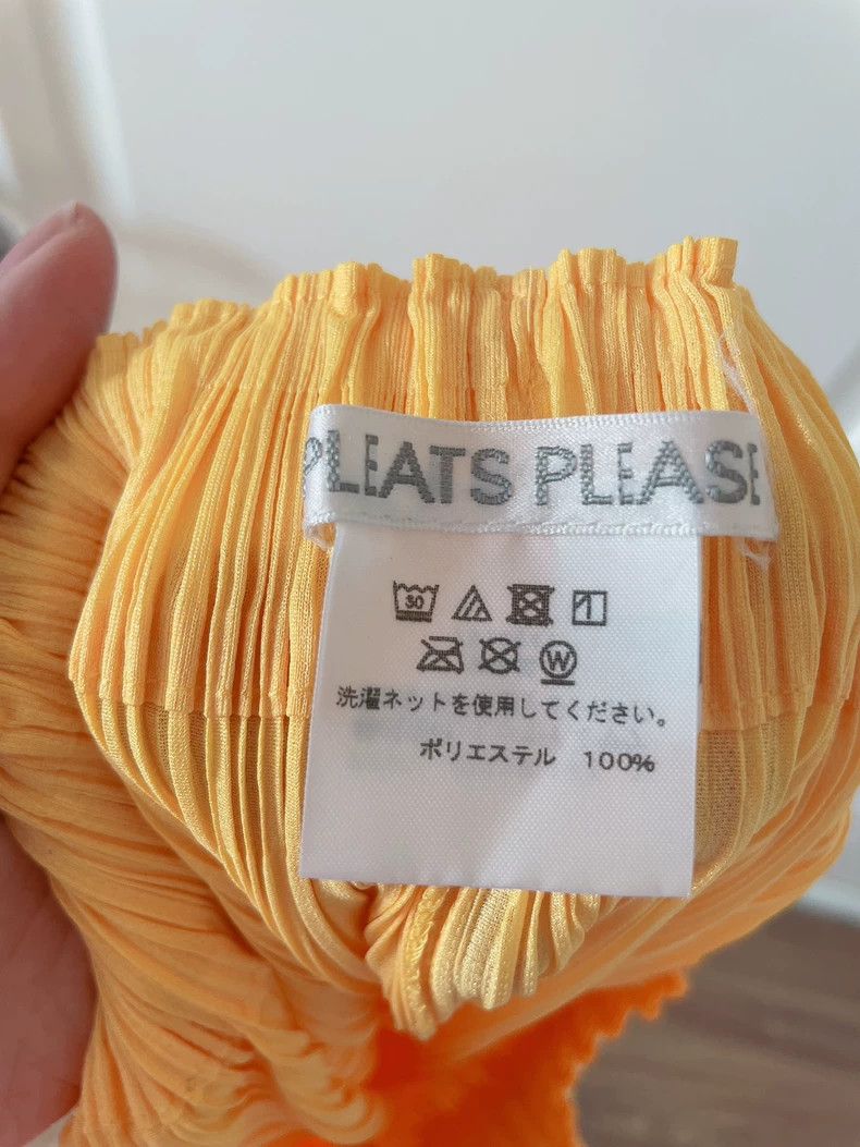 Issey Miyake Issey Miyake size:1 Yellow pleated skirt Size 31" - 3 Thumbnail