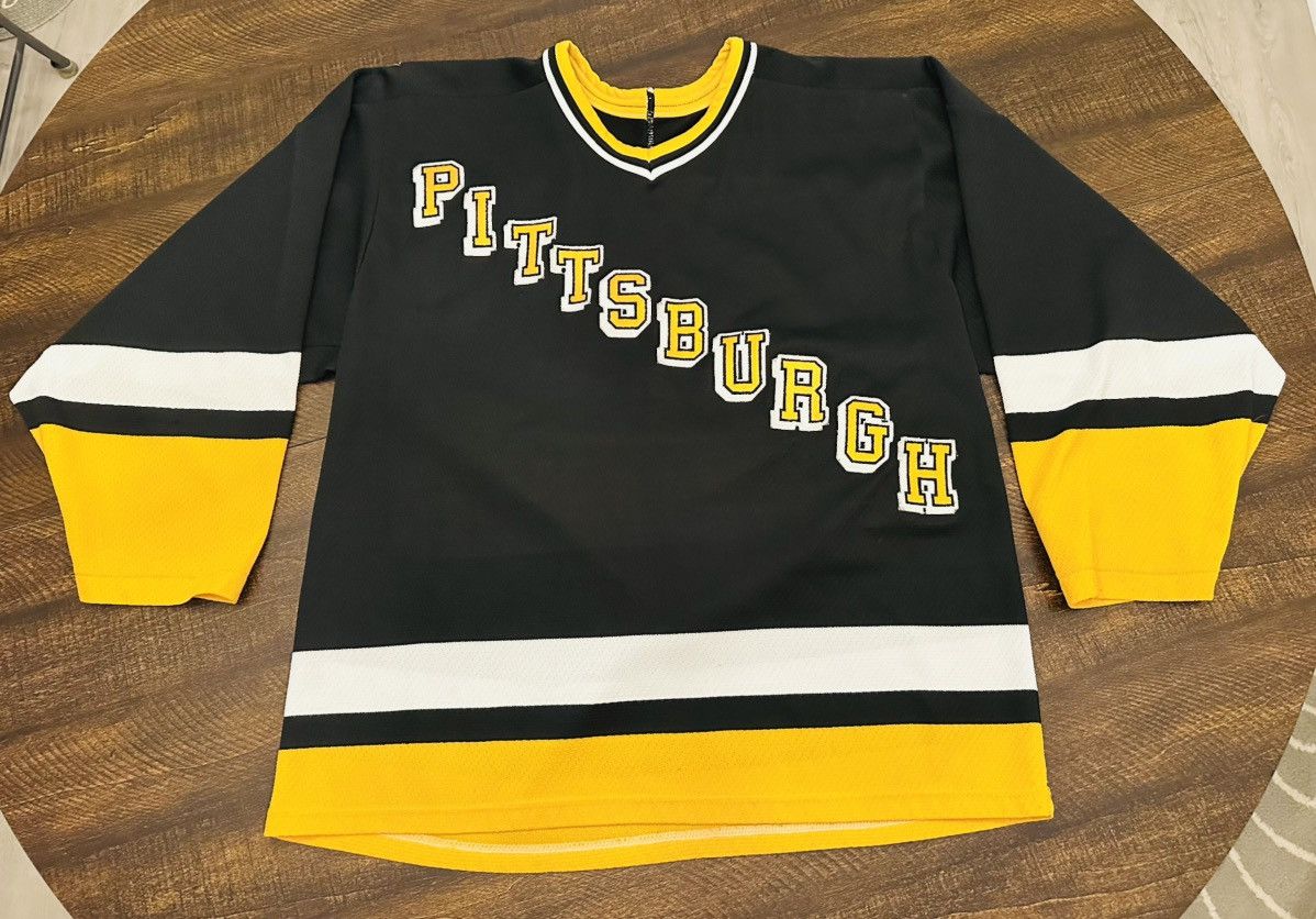 Ccm VTG CCM Maska Pittsburgh Penguins Men’s Hockey Jersey-Sz Med Size US M / EU 48-50 / 2 - 1 Thumbnail
