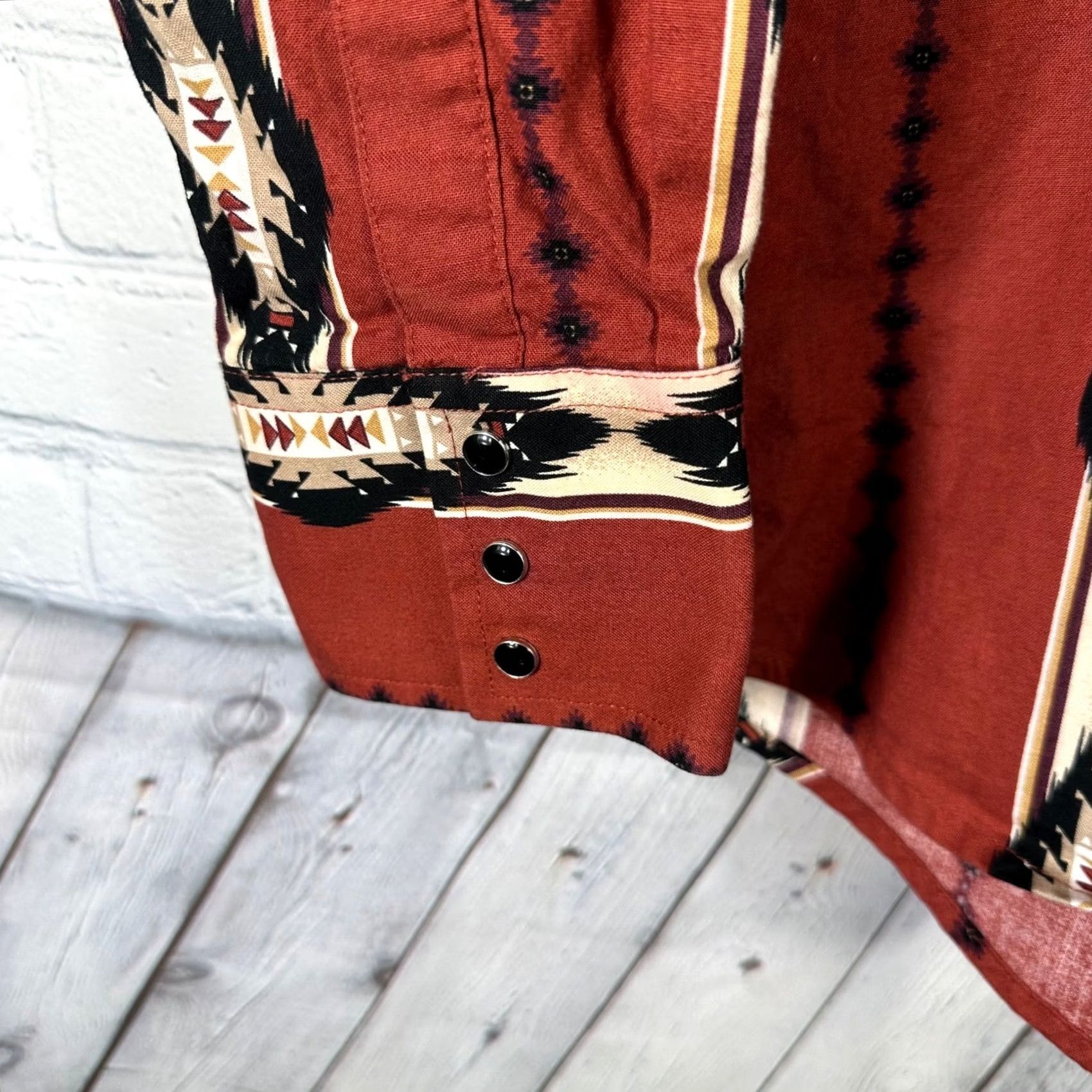 Wrangler Wrangler Western Shirts Mens XL Rust Red Aztec Tribal Print Long Sleeve MC5761A Size US XL / EU 56 / 4 - 3 Thumbnail