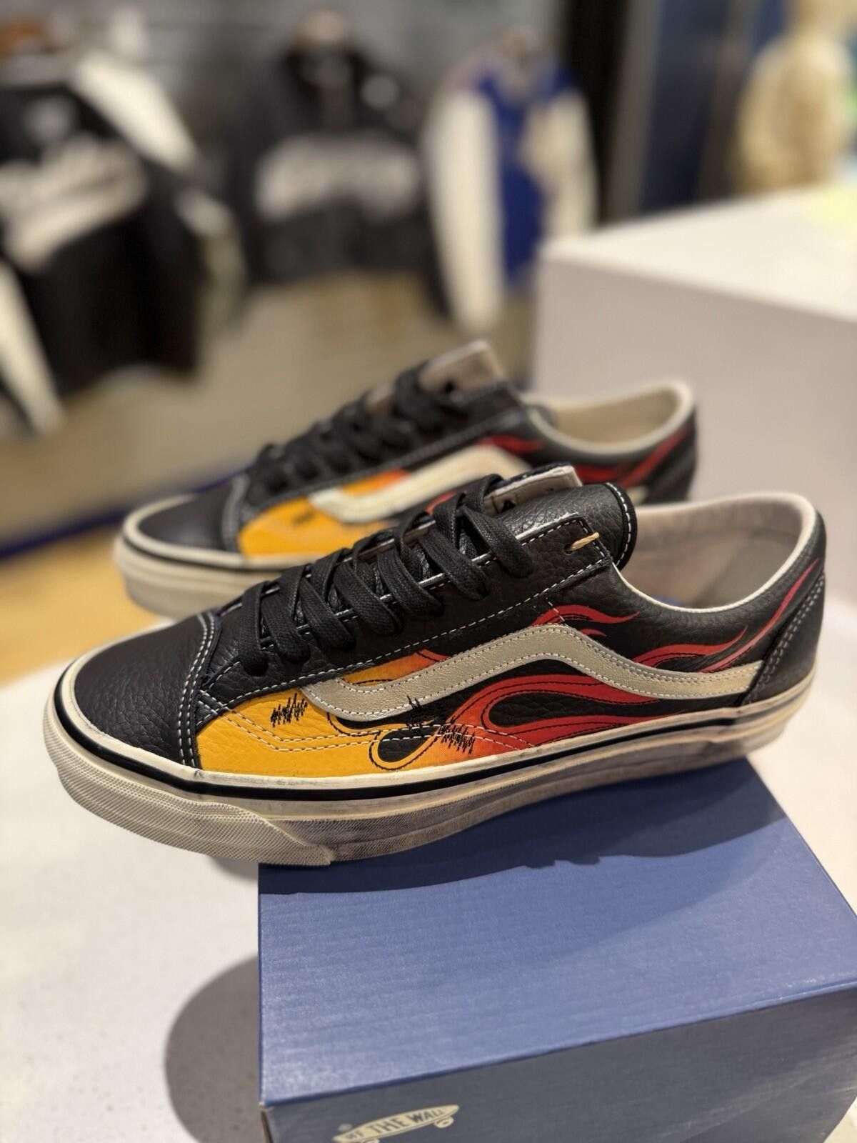 Vans Vans Old Skool 36 Archive Flame Black Brand New Size (8) Size US 8 / EU 41 - 4 Thumbnail