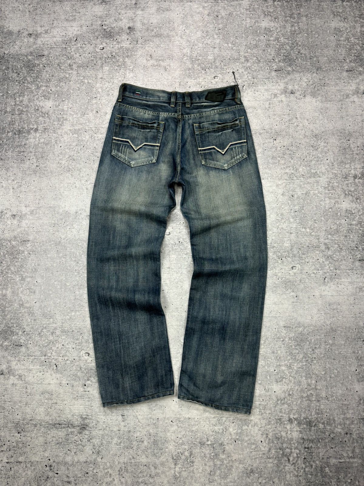 Diesel × Vintage Vintage Diesel Blue Stonewashed Denim Jeans Trousers Pants Size US 32 / EU 48 - 16 Thumbnail
