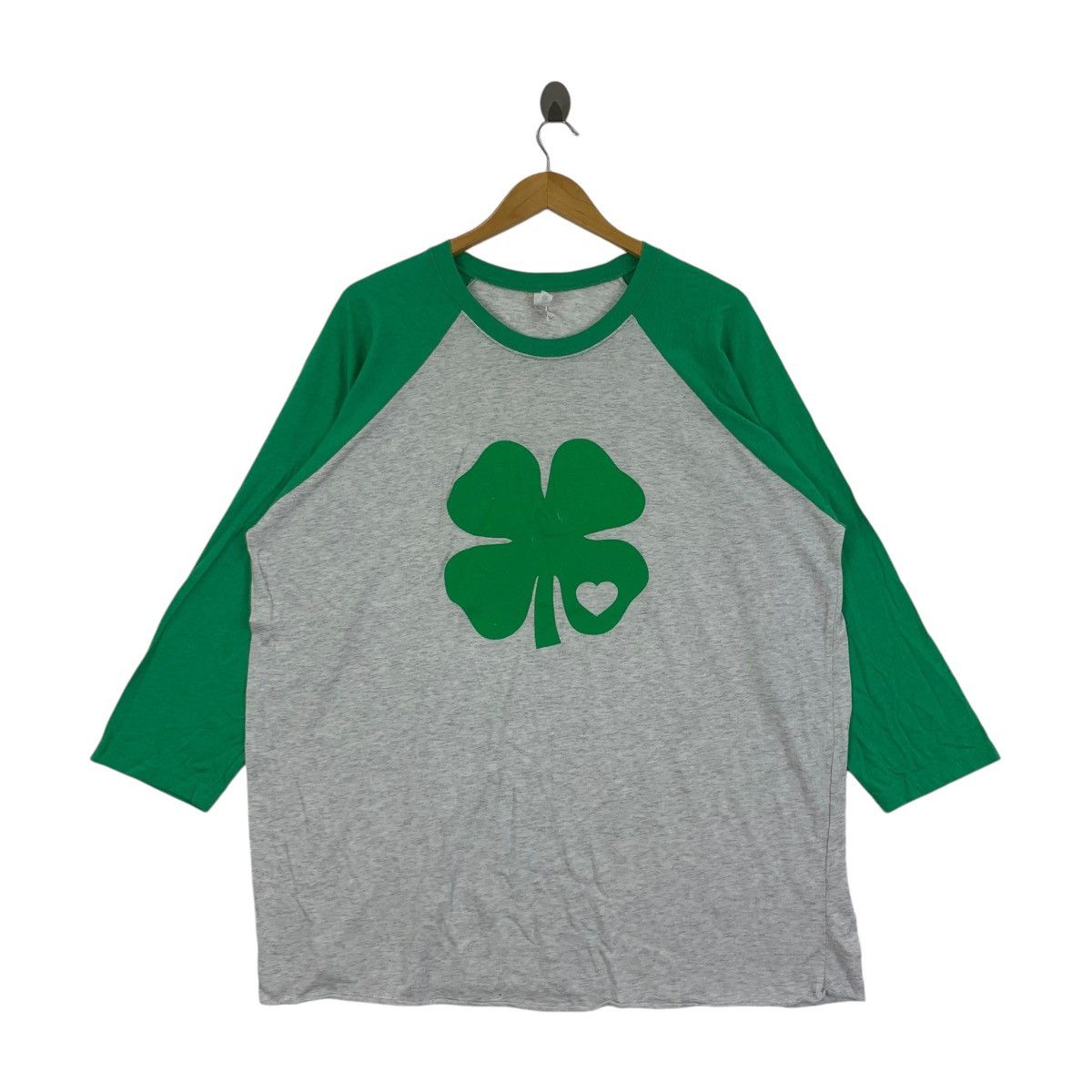 Next Level IRISH LUCK CLOVER HEARTS Shamrock Raglan Tee Shirt Size XXL / US 16-18 / IT 52-54 - 1 Thumbnail