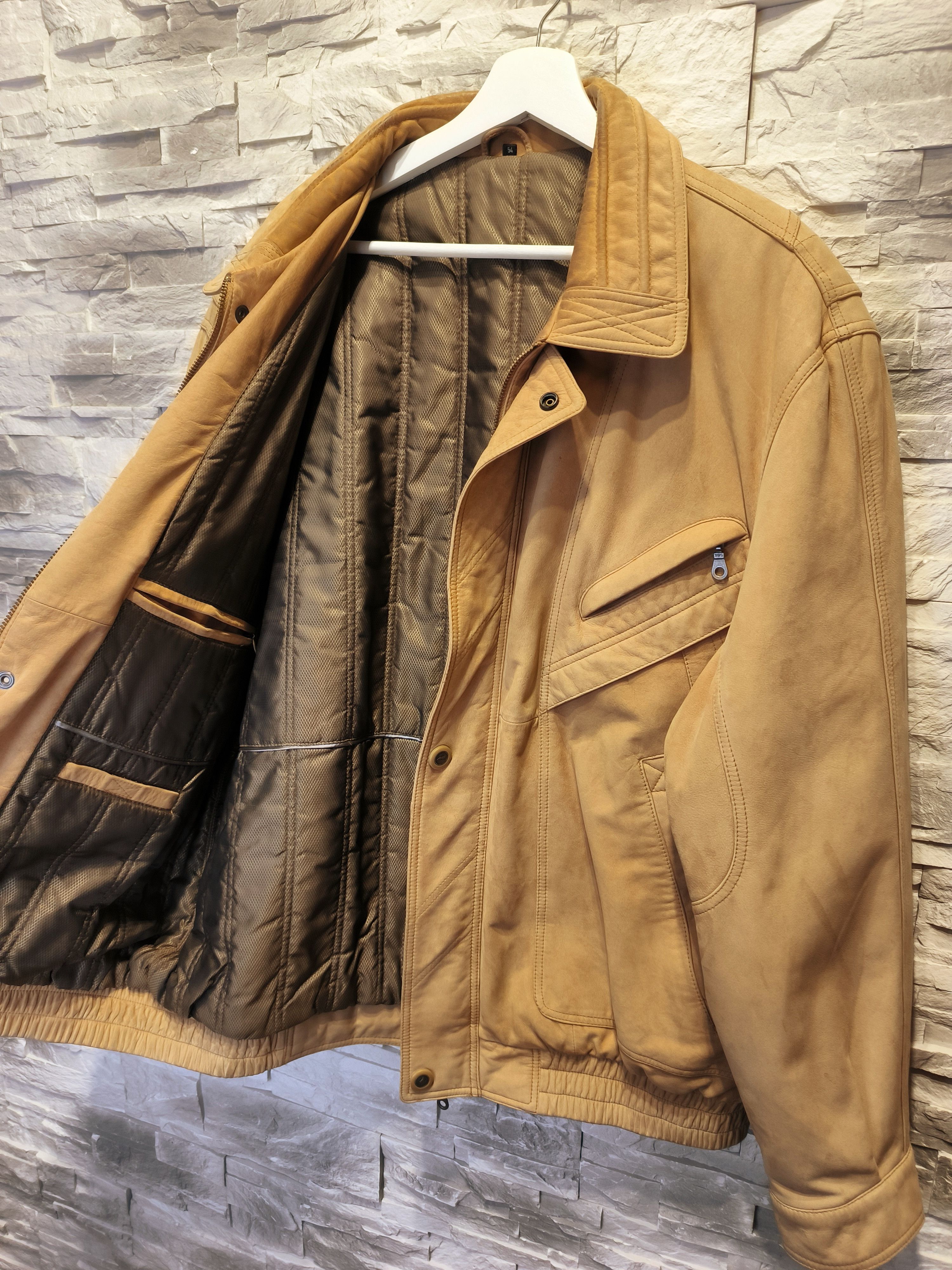 Vintage Vintage Westbury Beige Leather Jacket Bomber Size US L / EU 52-54 / 3 - 4 Thumbnail