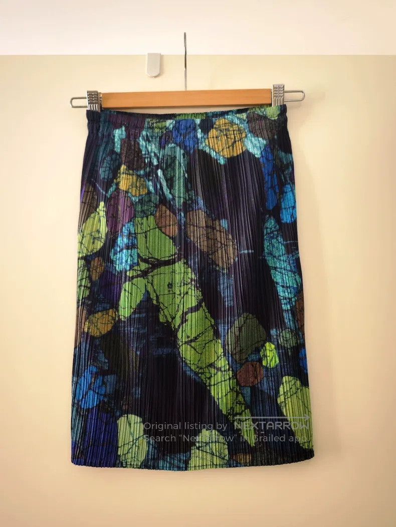Issey Miyake Issey Miyake Rock Texture Midi Skirt Size 25" / US 0 / IT 36 - 1 Thumbnail