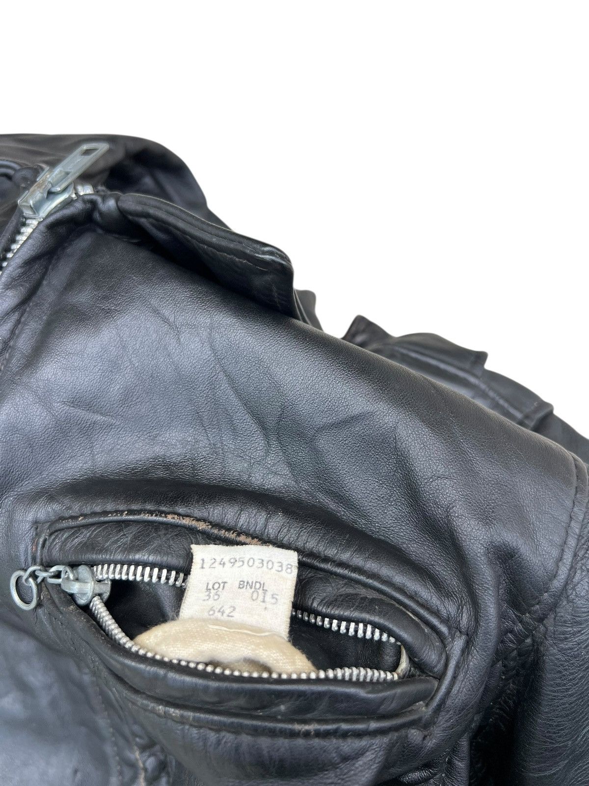 Schott Vintage 80s Schott 642 Distress Patina Leather Rider Jacket Size US S / EU 44-46 / 1 - 25 Thumbnail