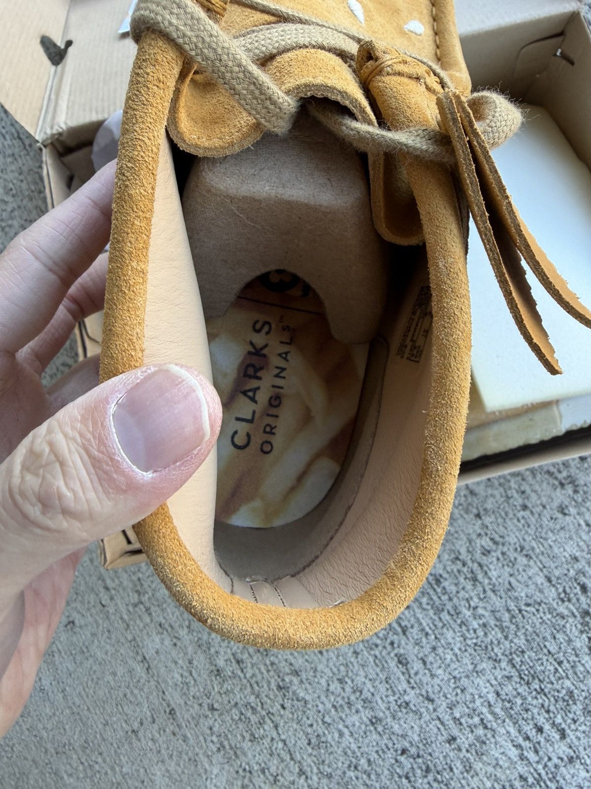 Clarks × Vandy The Pink Vandy The Pink Clarks Wallabes Boot Burger Size US 8 / EU 41 - 7 Thumbnail