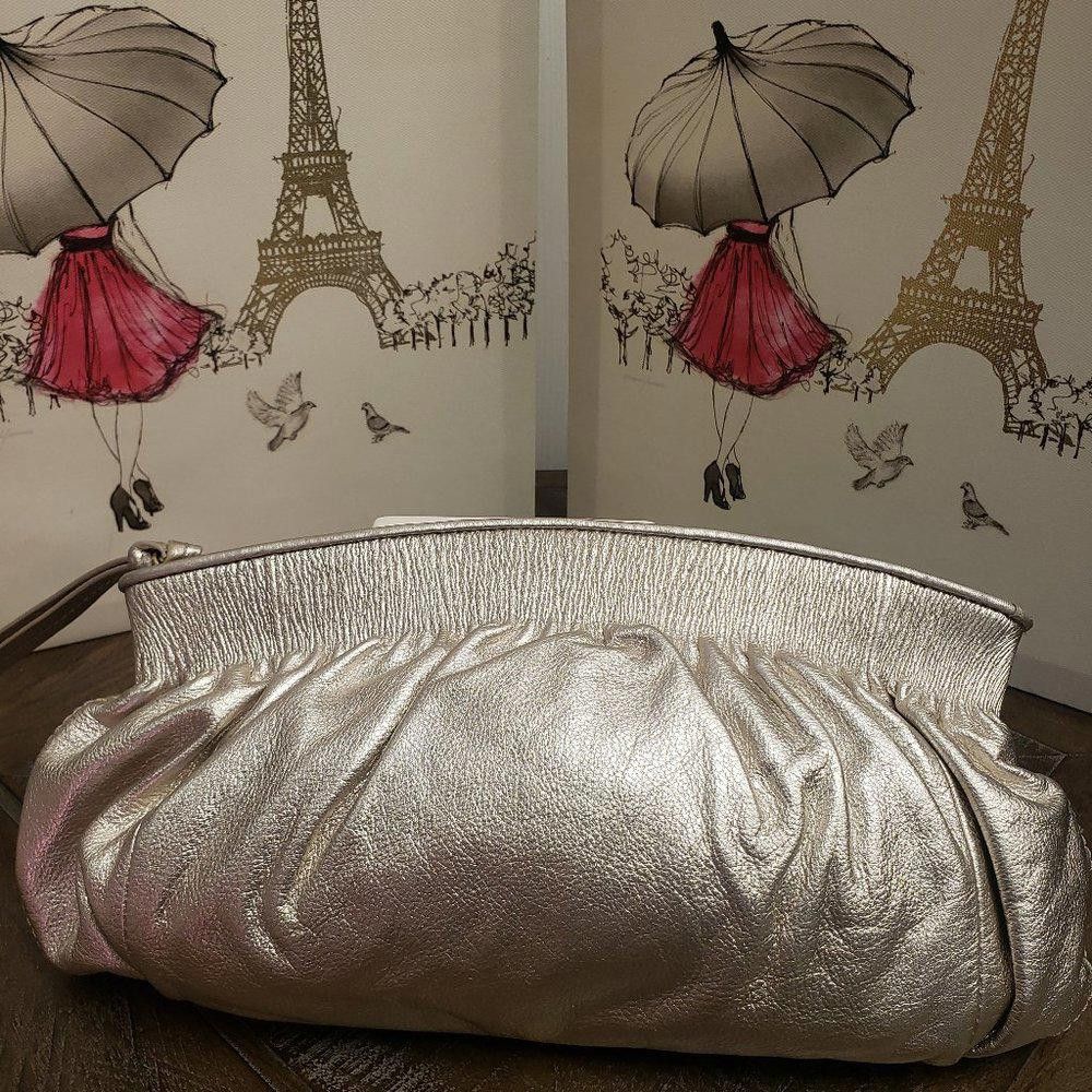 Banana Republic Banana Republic Pewter Metallic Wristlet/Clutch Size ONE SIZE - 2 Thumbnail