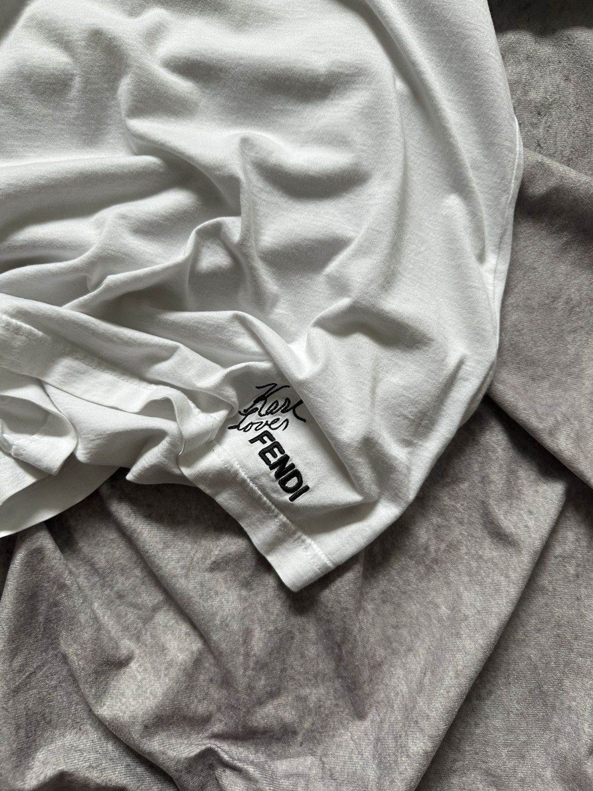 Fendi Fendi X Karl Lagerfeld Karl Lover White Tee T-shirt Size US L / EU 52-54 / 3 - 3 Thumbnail