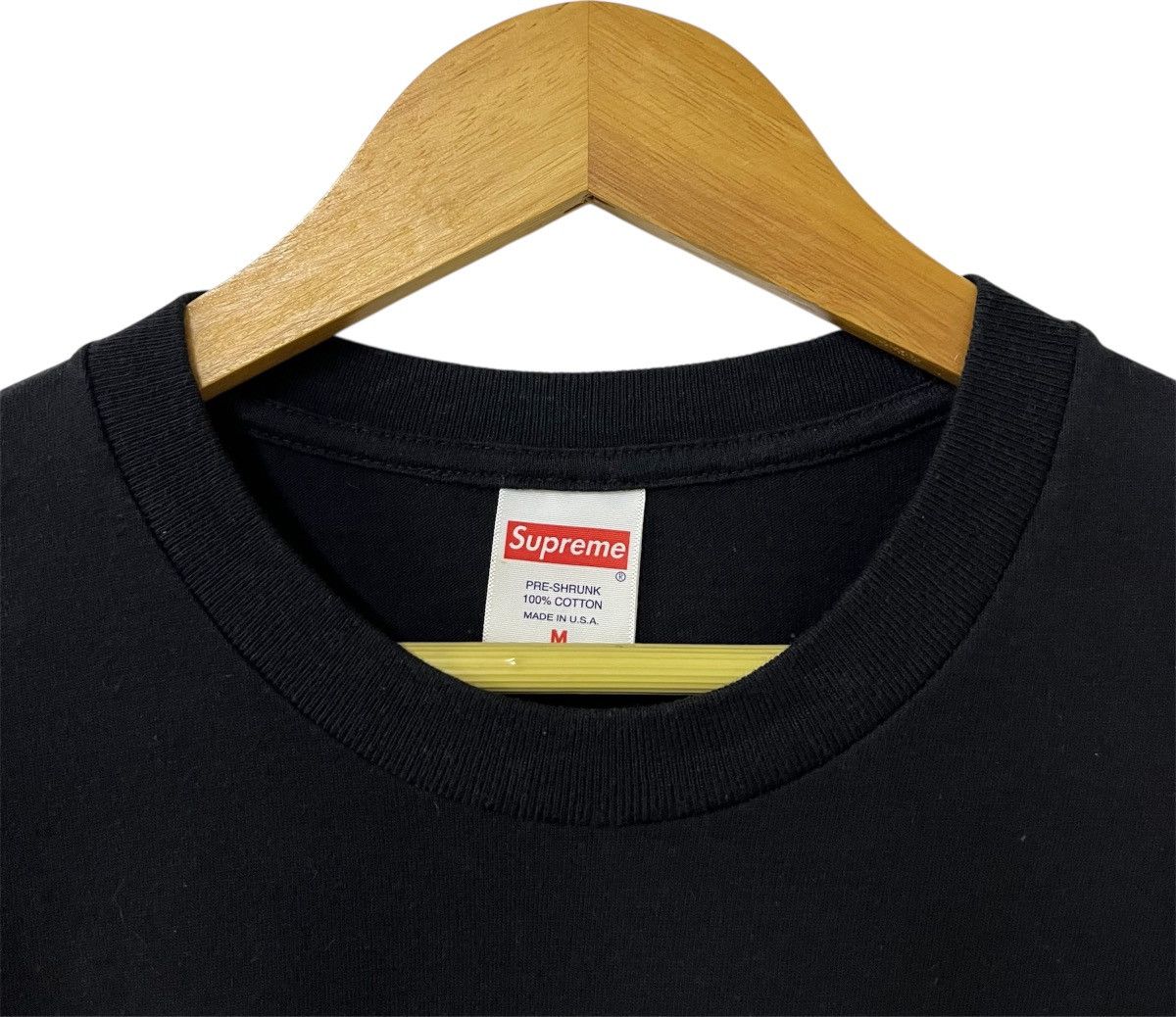 Independent Truck Co. × Supreme SUPREME INDEPENDENT OLD ENGLISH FONT SKATEBOARD TSHIRT Size US M / EU 48-50 / 2 - 5 Thumbnail