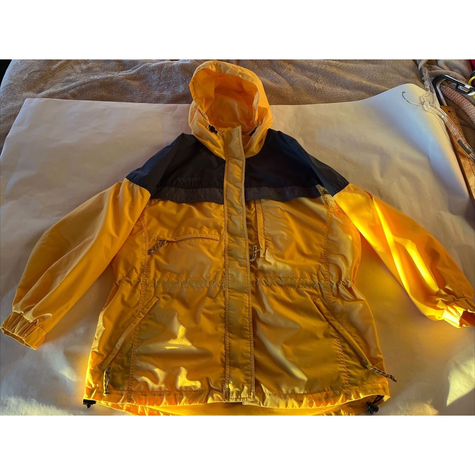 Columbia Columbia Womens L Yellow LS Polyester Nylon Hooded Rain Coat Size L / US 10 / IT 46 - 2 Thumbnail