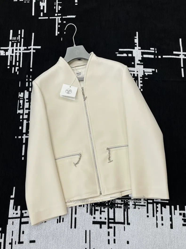 Hermes Hermes White Pig Nose Chain Zipper Jacket Size XS / US 0-2 / IT 36-38 - 1 Thumbnail