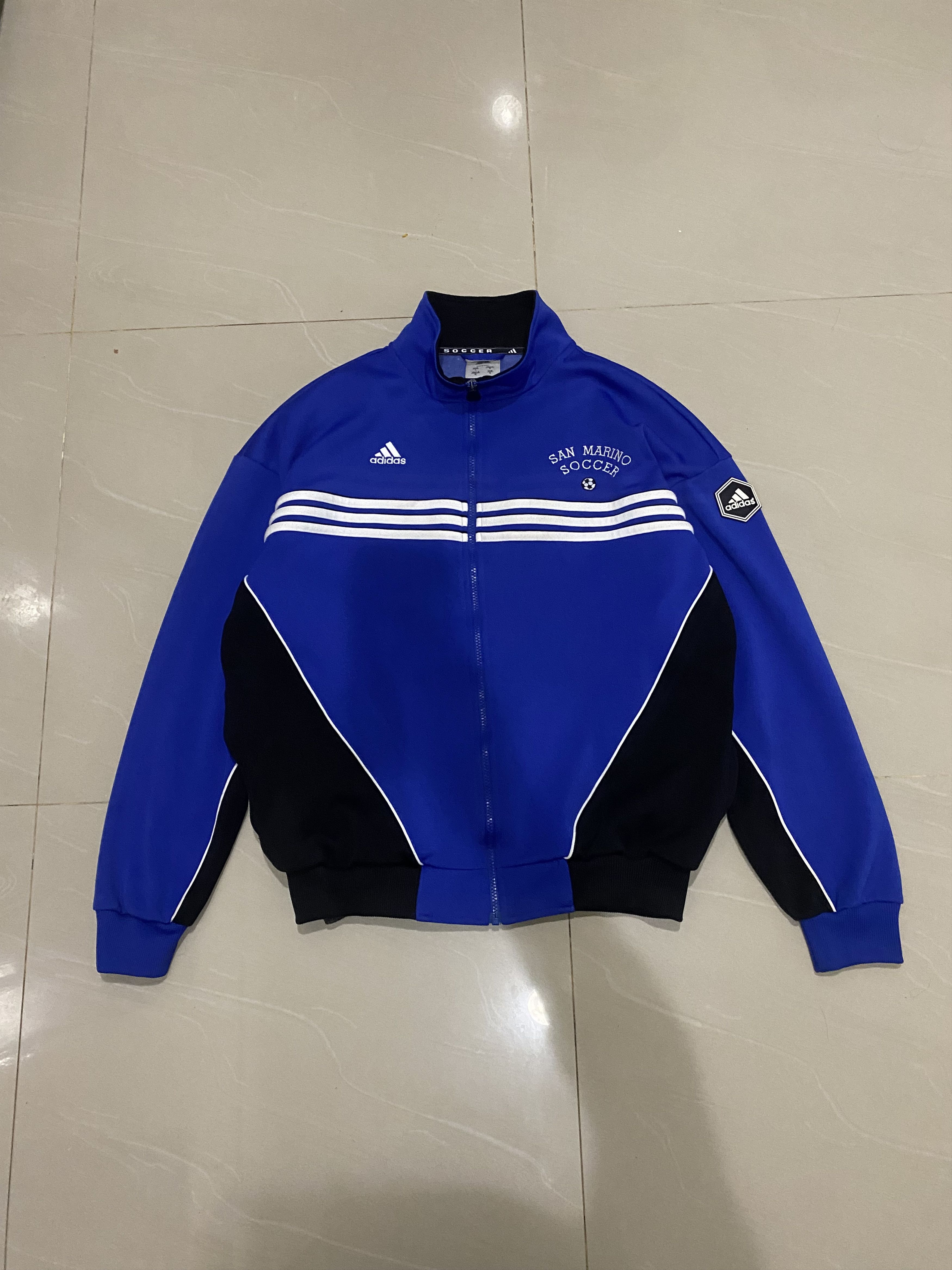 Adidas × Vintage Vintage Adidas San Marino Soccer Ziper Jacket Size US L / EU 52-54 / 3 - 1 Thumbnail