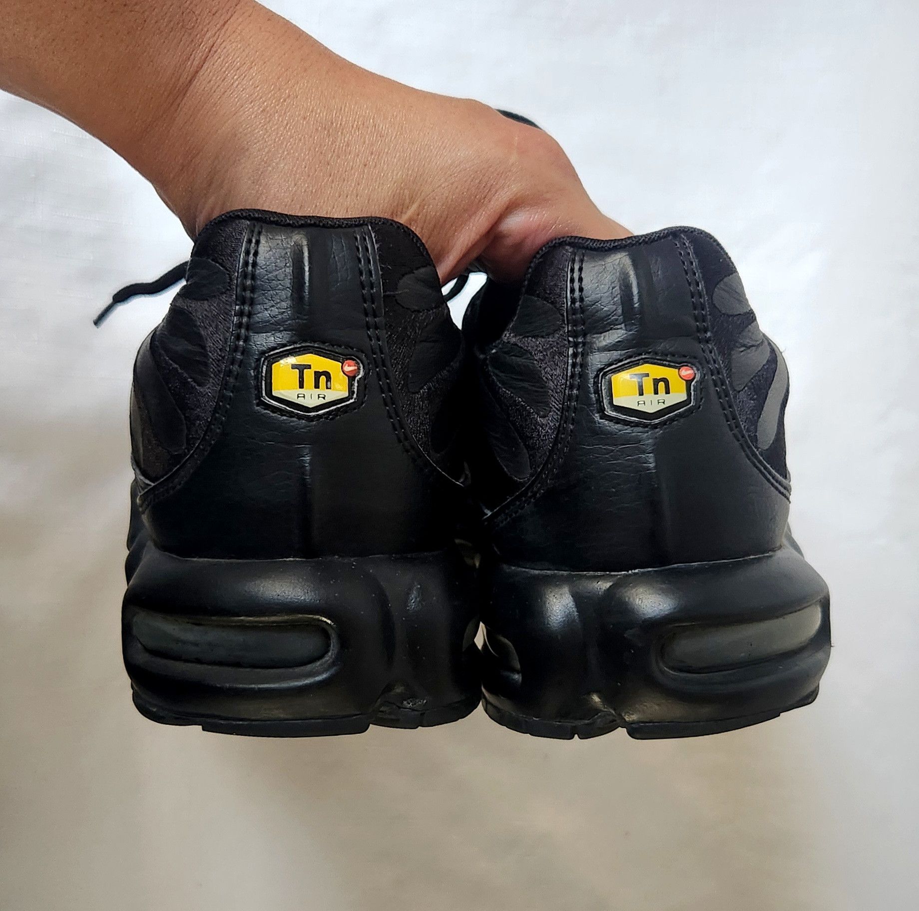 Nike Nike Air Max Plus TN Triple Black Leather Men’s 13 Size US 13 / EU 46 - 7 Thumbnail