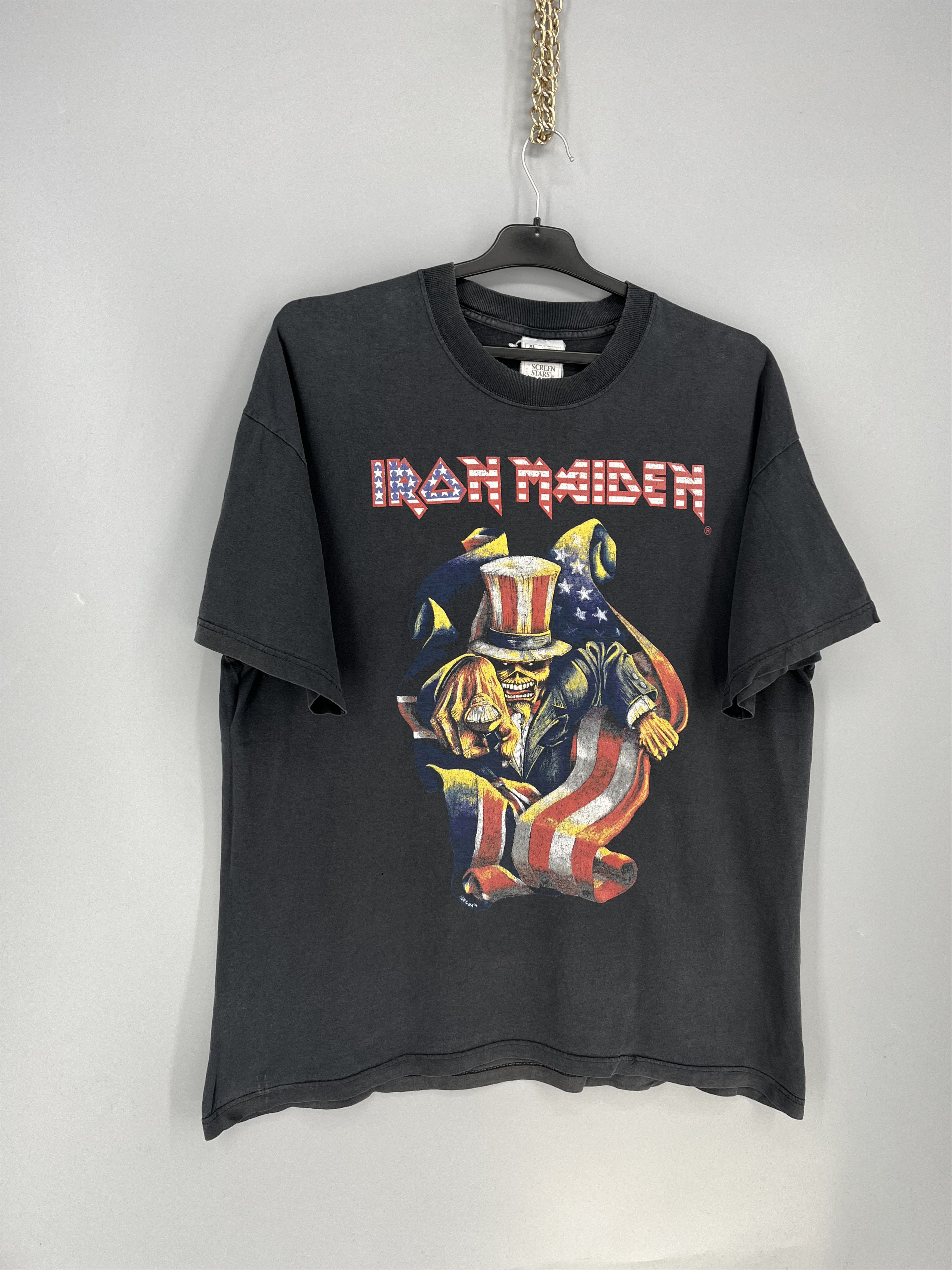 Vintage Iron Maiden 2001 US Tour Men T-shirt Size XL Size US XL / EU 56 / 4 - 2 Thumbnail