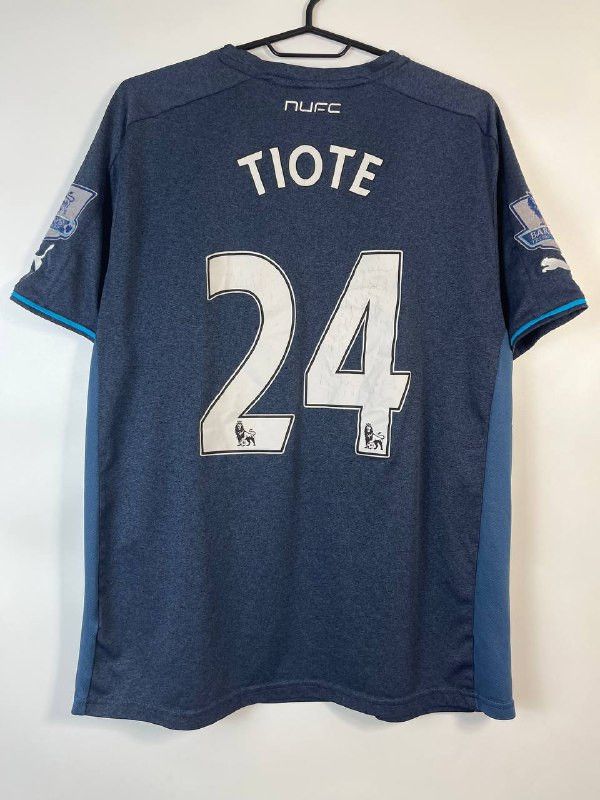 Puma NEWCASTLE 2013 2014 AWAY SHIRT TIOTE #24 PREMIER LEAGUE Sz S Size US S / EU 44-46 / 1 - 5 Thumbnail