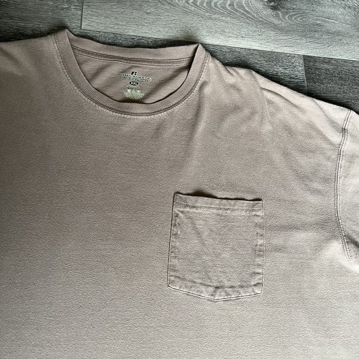 Russell Athletic × Vintage Vintage Y2K Russell Athletic Brown Wash Boxy Baggy Blank Tee Size US XXL / EU 58 / 5 - 6 Thumbnail