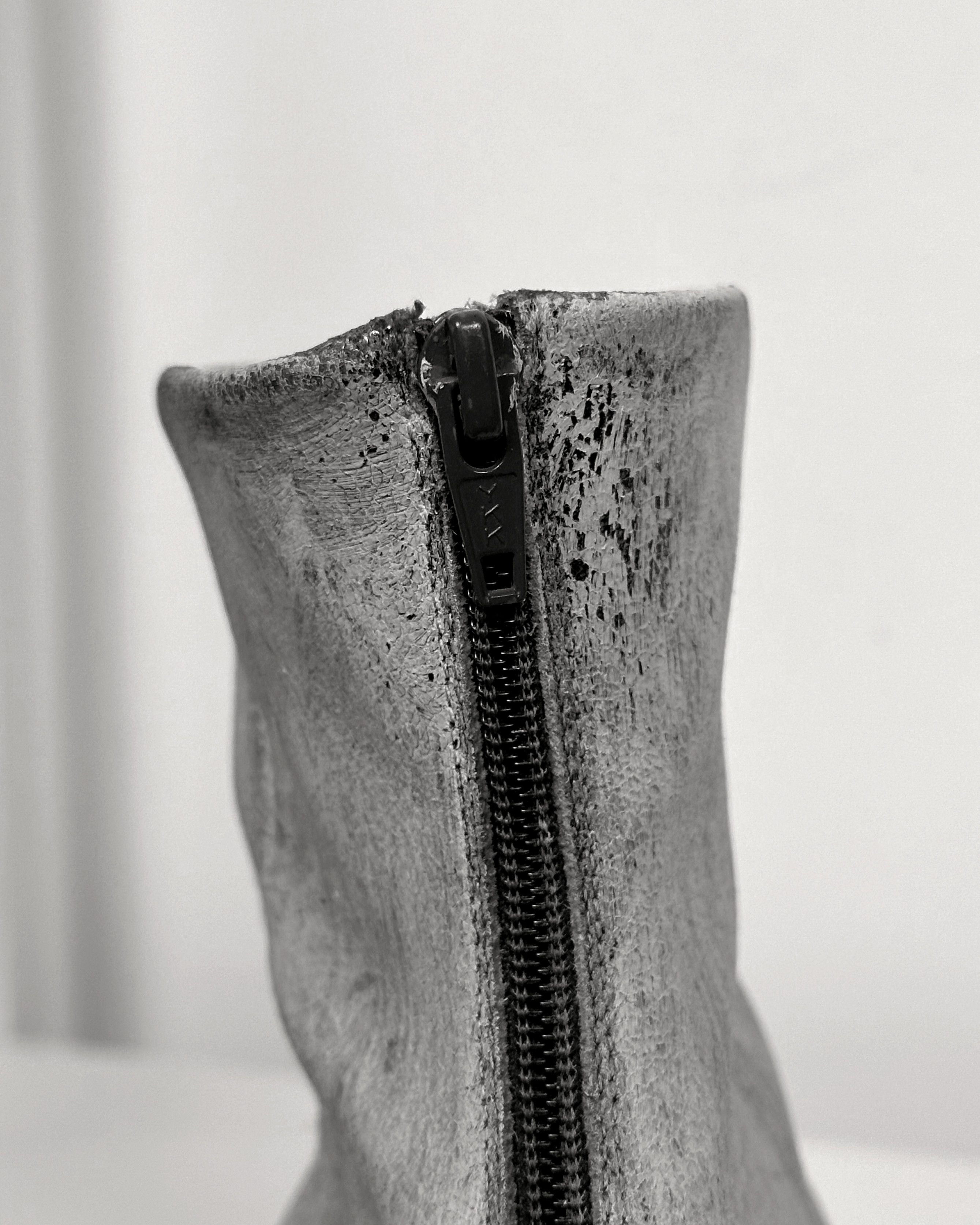 Maison Margiela Maison Margiela White Concrete Painted Boots Size US 5 / EU 37 - 9 Thumbnail