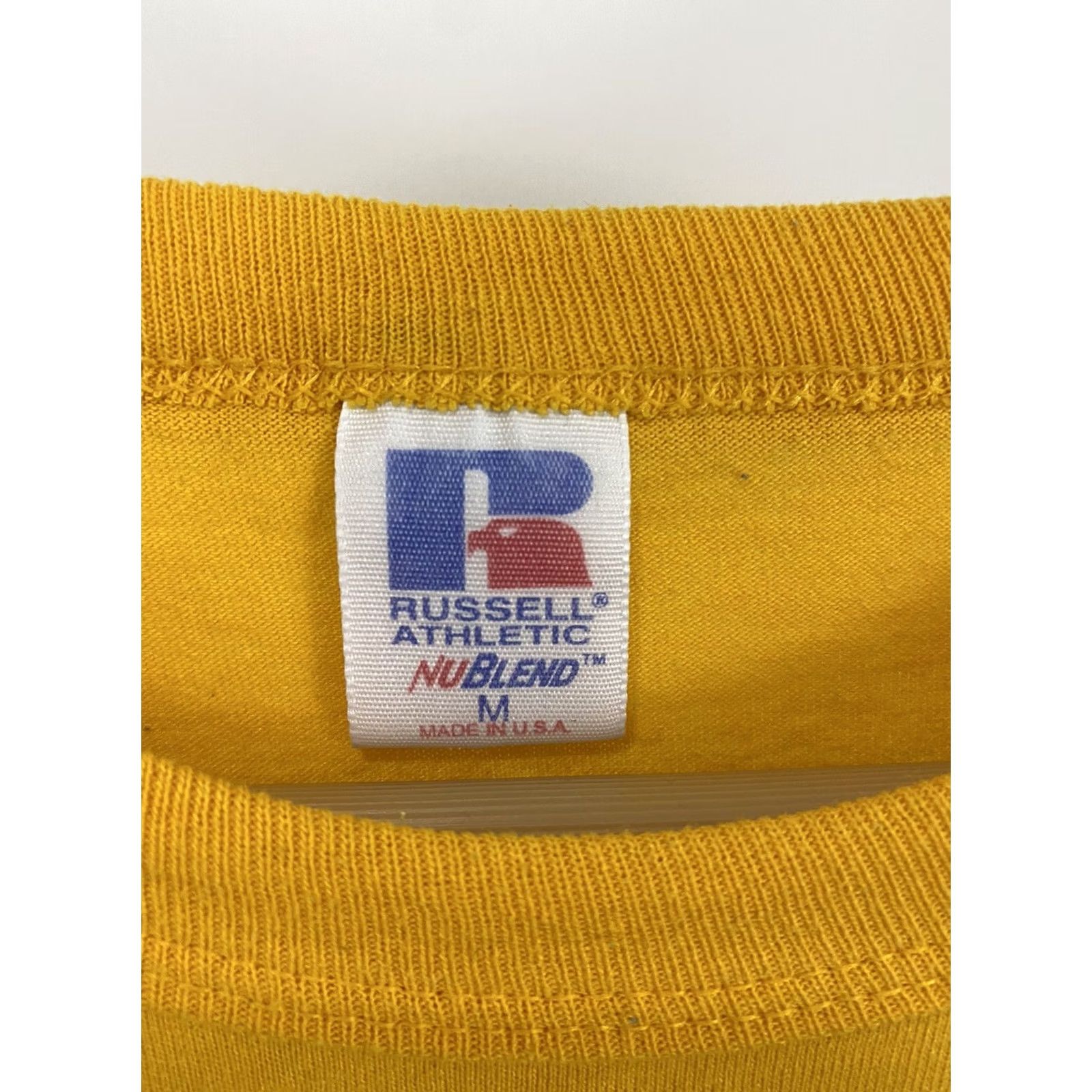 Russell Athletic VINTAGE Russell Athletic T-Shirt Short Sleeve Mens M Yellow Camel Jeans? Size US M / EU 48-50 / 2 - 3 Thumbnail