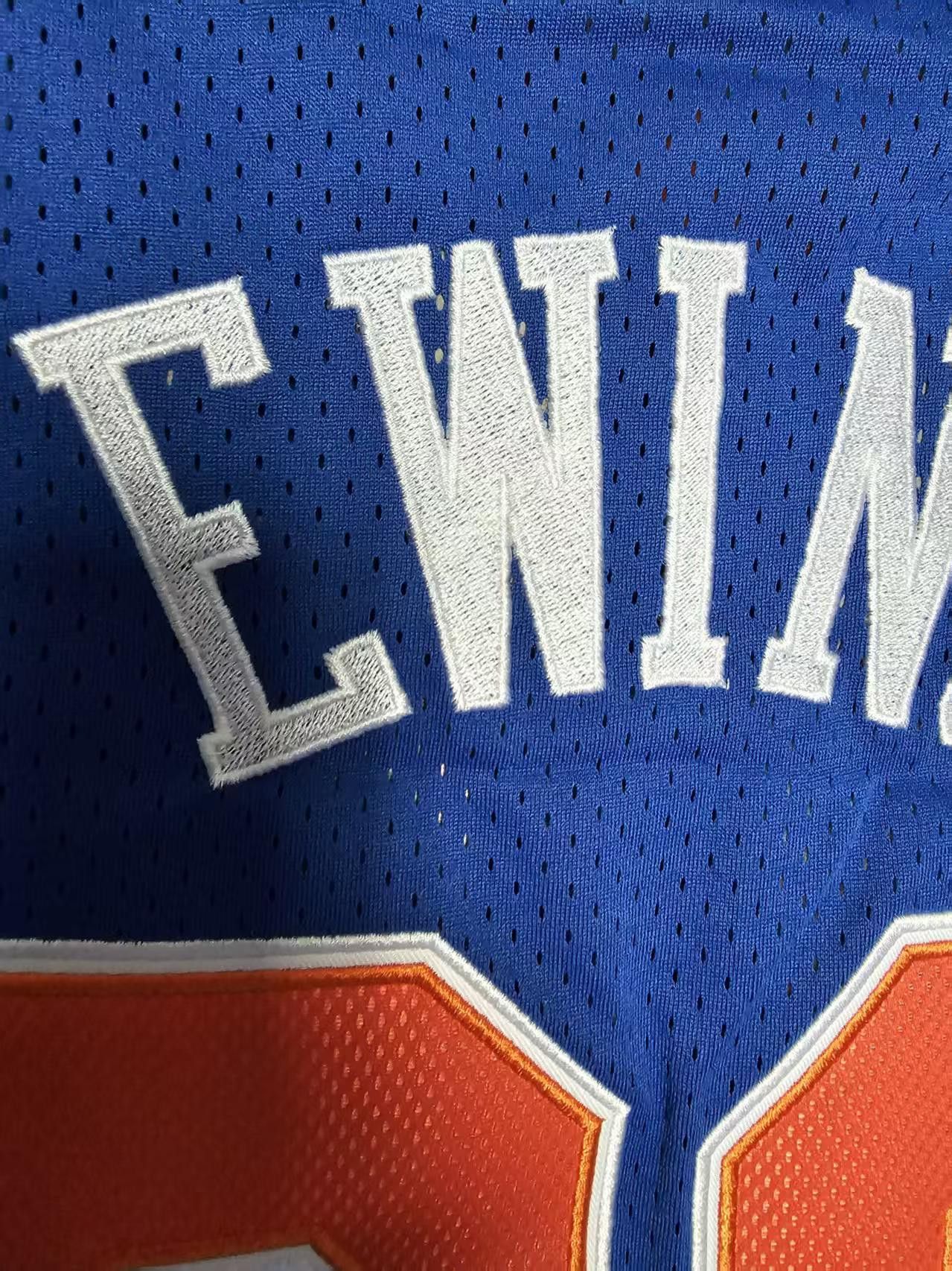 NBA New York Knicks #33 Patrick Ewing Jersey Double Stitched Size US M / EU 48-50 / 2 - 6 Thumbnail
