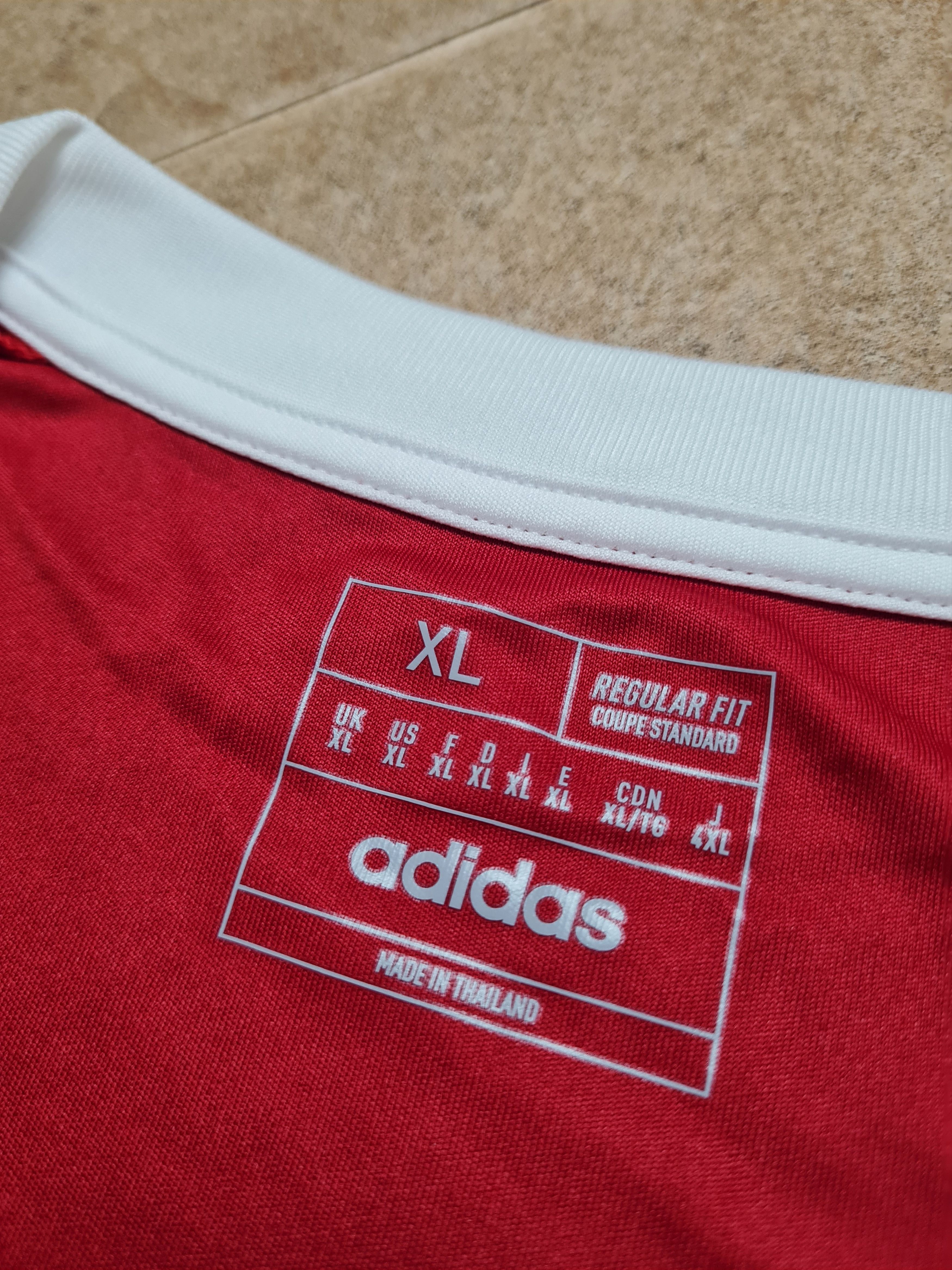 Adidas FOOTBALL SHIRT NOTTINGHAM FORESTADIDAS SIZE XLSOCCER JERSEY Size US XL / EU 56 / 4 - 5 Thumbnail