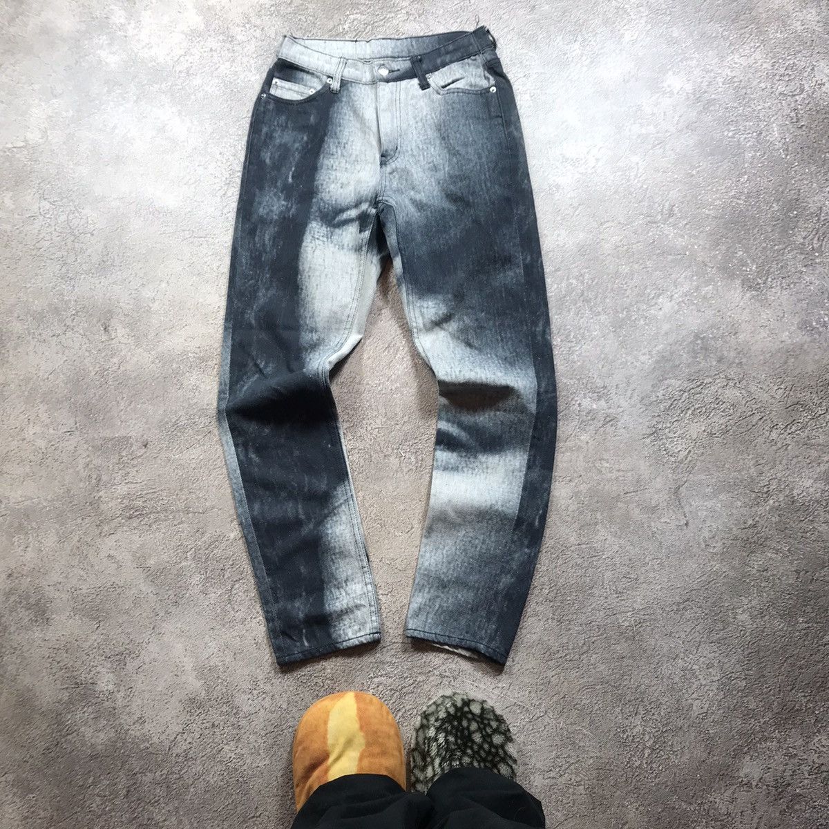 Vintage Vintage Y2K Cheap Monday Distressed Baggy Jeans Grunge 26 Size US 26 / EU 42 - 2 Thumbnail
