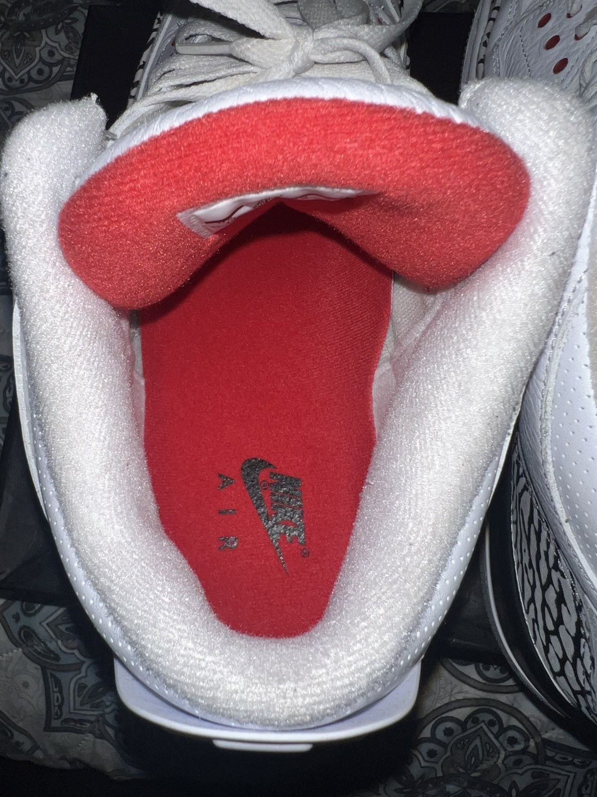 Jordan Brand Jordan 3 Retro ’88 “White Cement” (2013) – Size 13 Size US 13 / EU 46 - 11 Thumbnail