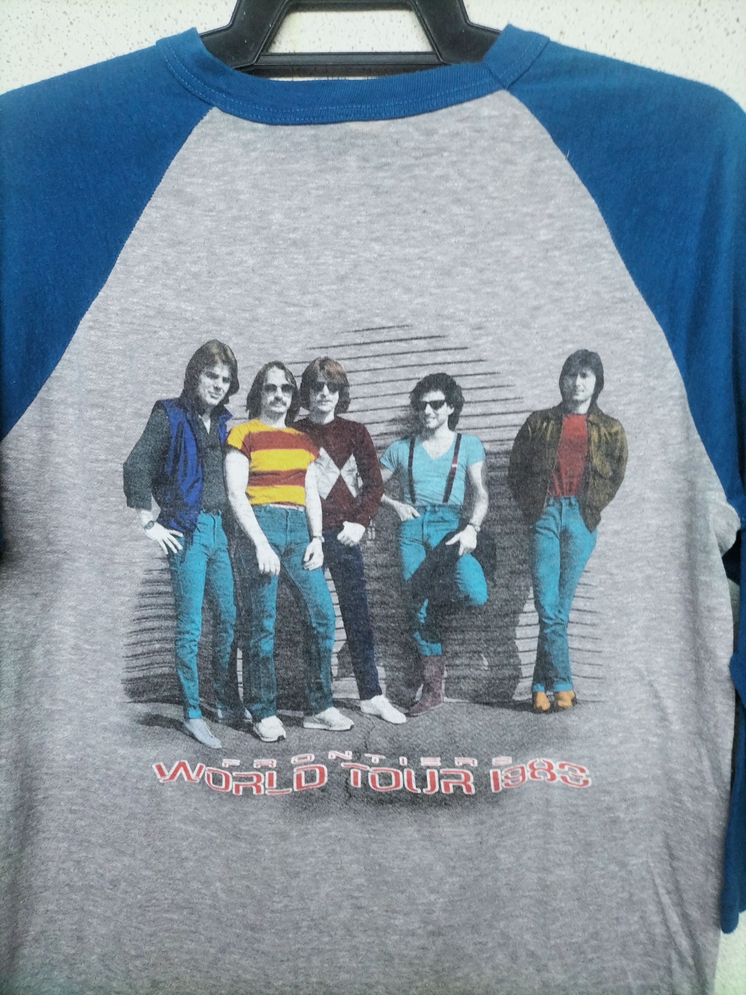 Band Tees Vintage 80's journey band tour Tshirt Size US M / EU 48-50 / 2 - 3 Thumbnail