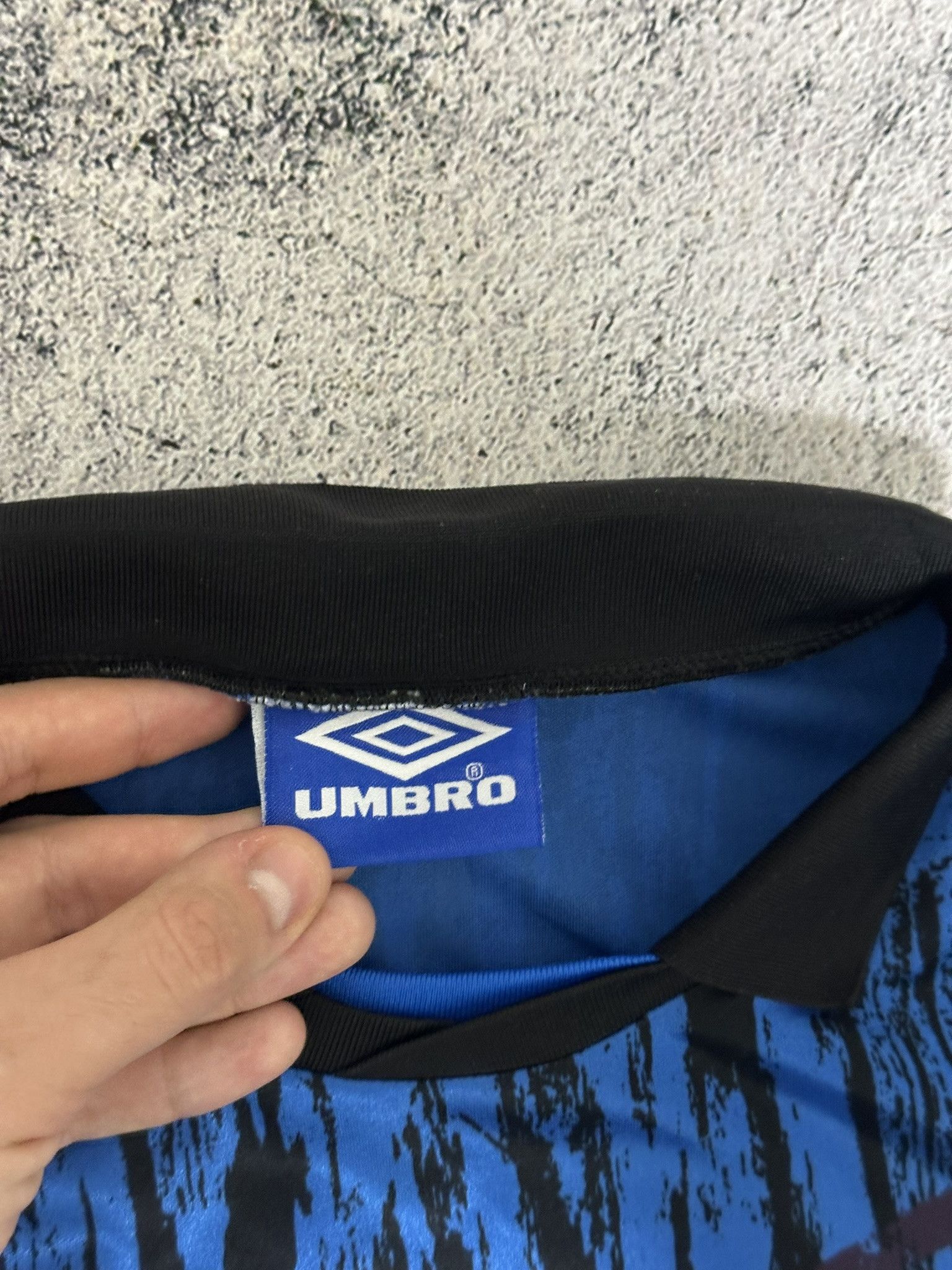 Umbro 1992/1993 Mancherster United Cantona Vintage Umbro Jersey Size US L / EU 52-54 / 3 - 7 Thumbnail