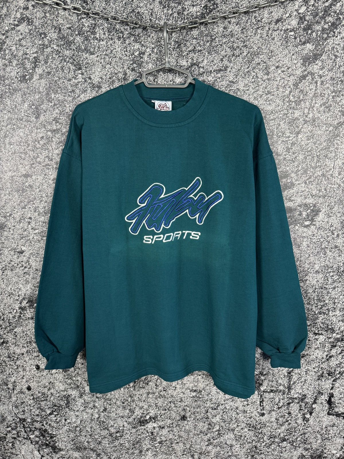 Fubu FUBU Sport Vintage Sweatshirt Embroidered Logo Streetwear XL Size US XL / EU 56 / 4 - 1 Thumbnail