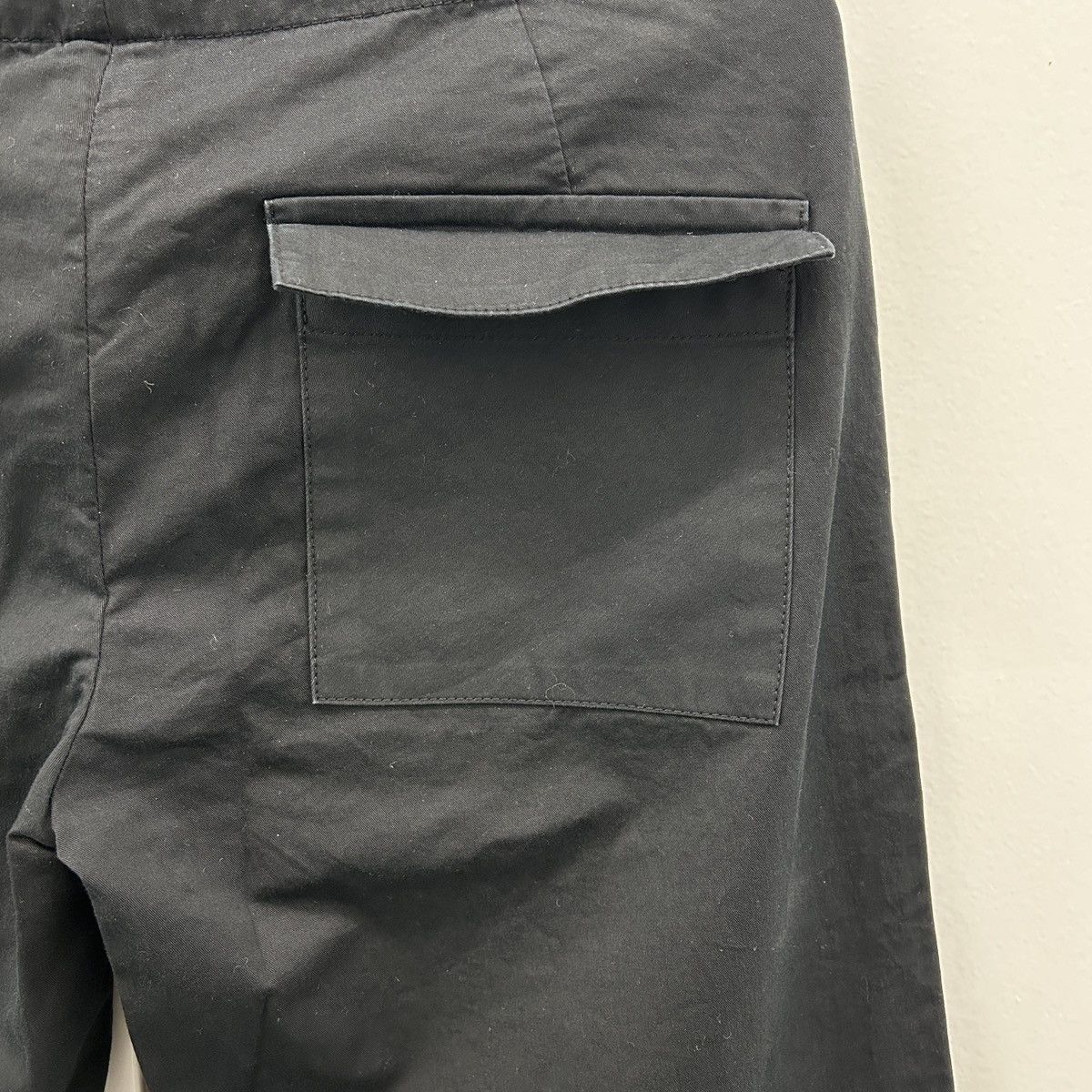 Designer Vintage black Helmut Lang cargo pants Size 28" / US 6 / IT 42 - 4 Thumbnail