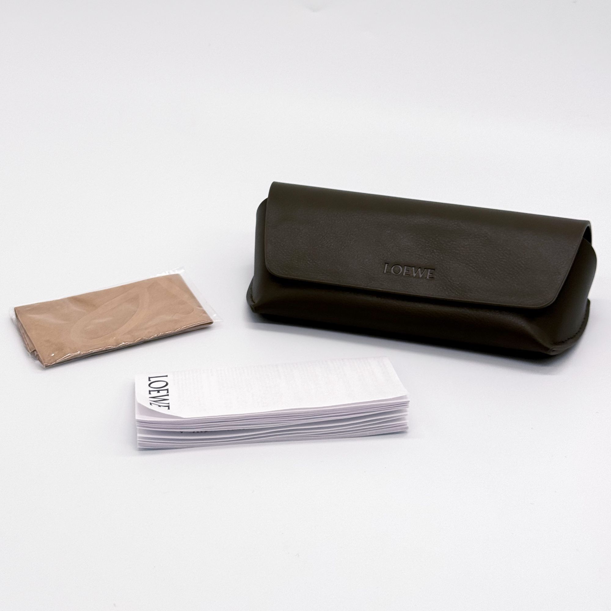 NEW LW40145I 72E LOEWE CAT EYE SUNGLASSES WOMEN LOEWE EYEWEA