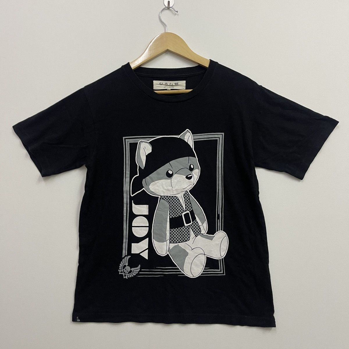 Anime Black Graphic Tee with Cool Bear in Bandana & Vest Size US S / EU 44-46 / 1 - 1 Thumbnail