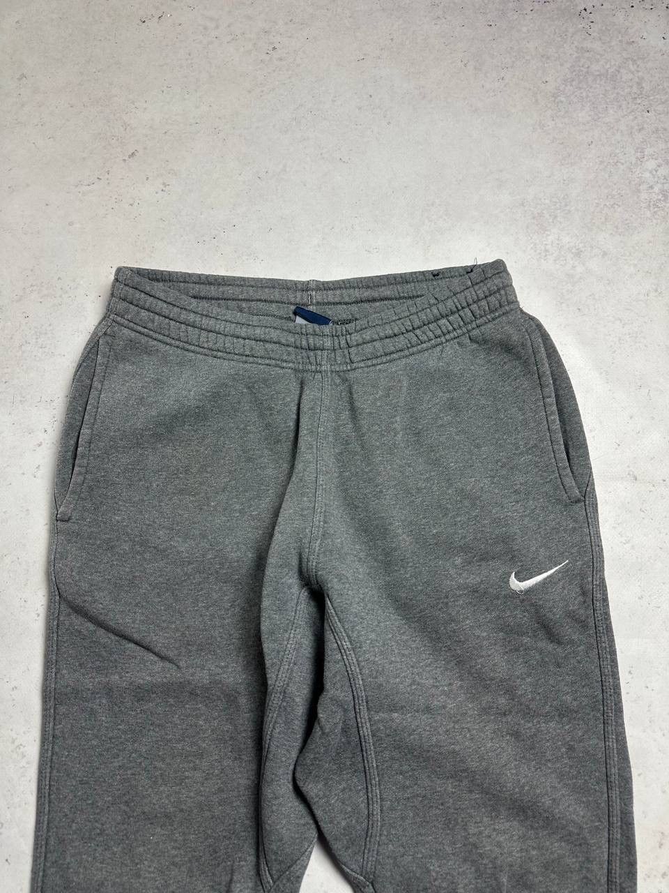 Nike × Vintage Vintage Nike Swoosh Cotton Baggy Trackpants M Size US 32 / EU 48 - 2 Thumbnail