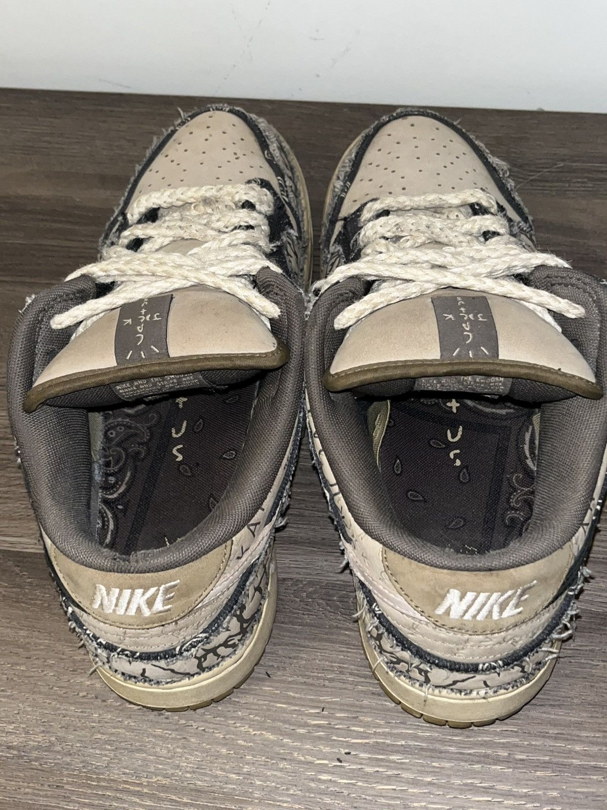 Nike × Travis Scott Travis Scott Nike SB Dunk Low Plaid/Bandana Size 11.5 Size US 11.5 / EU 44-45 - 3 Thumbnail