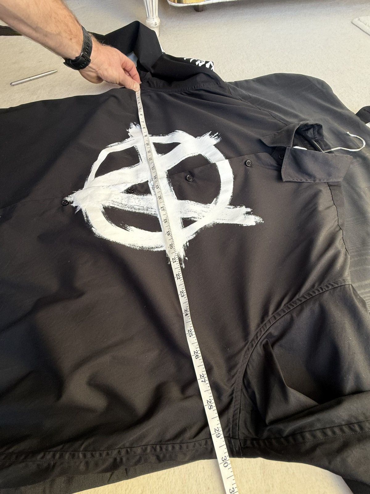 Vetements Vetements double anarchy oversized logo black white shirt Size US S / EU 44-46 / 1 - 6 Thumbnail